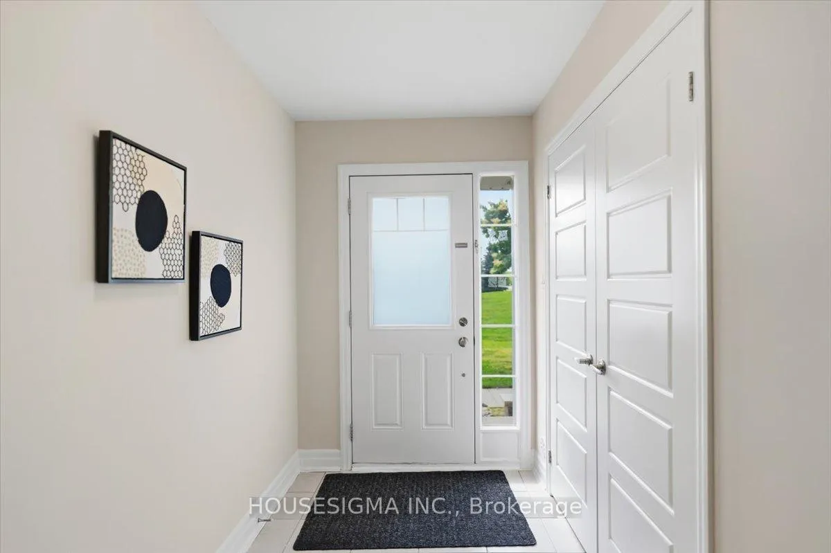 Photo 10 of 3 Eckford Lane, Brampton, Northwest Brampton — HOMEH