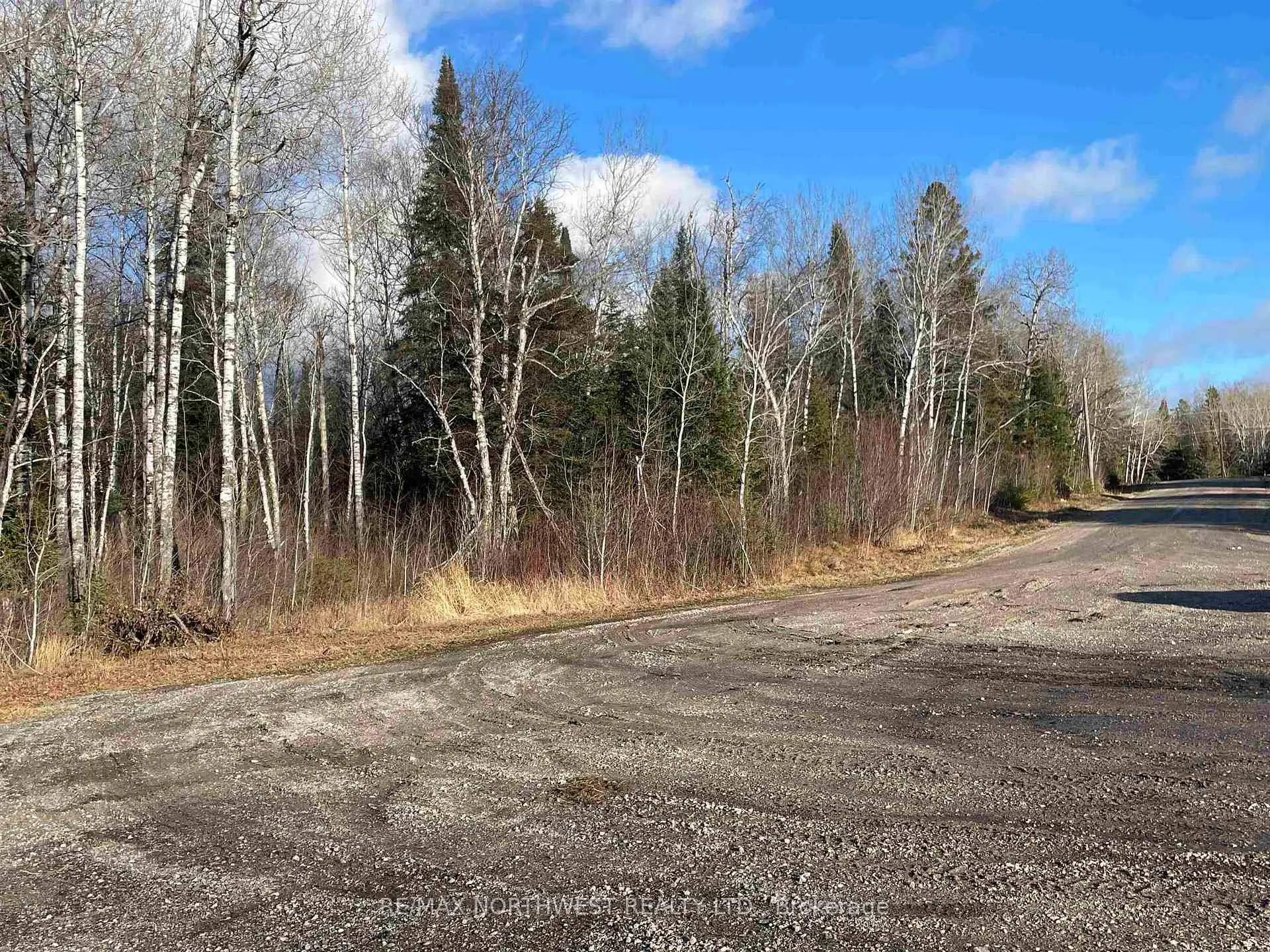 Photo 6 of 99 Shelley Lane, Dryden, Thunder Lake — HOMEH