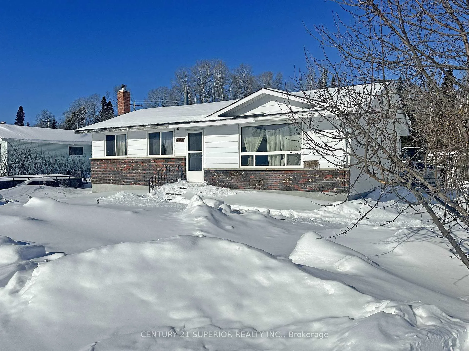 Photo 1 of 124 Highland Crescent, Greenstone — HOMEH