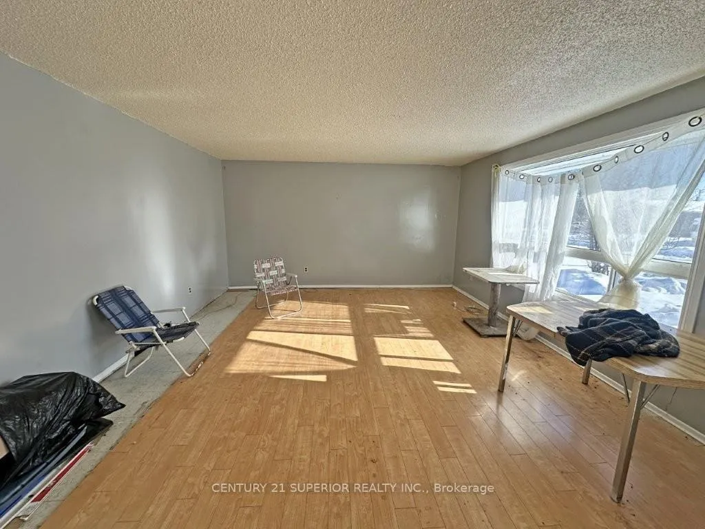 Photo 3 of 124 Highland Crescent, Greenstone — HOMEH