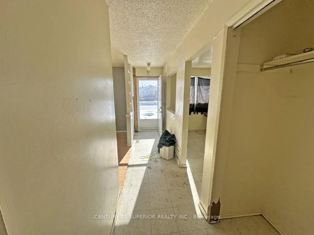 Photo 4 of 124 Highland Crescent, Greenstone — HOMEH