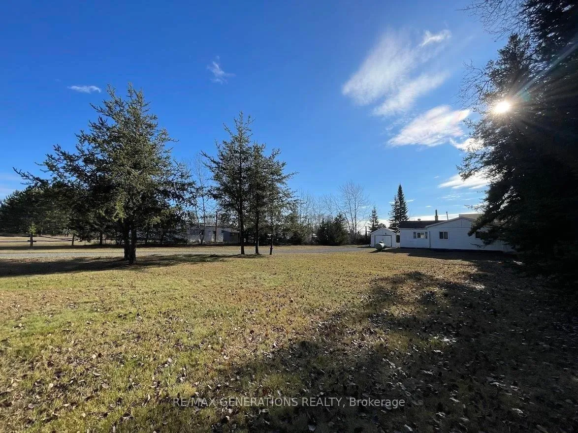 Photo 40 of 13 1st Street, Thunder Bay Remote Area — HOMEH
