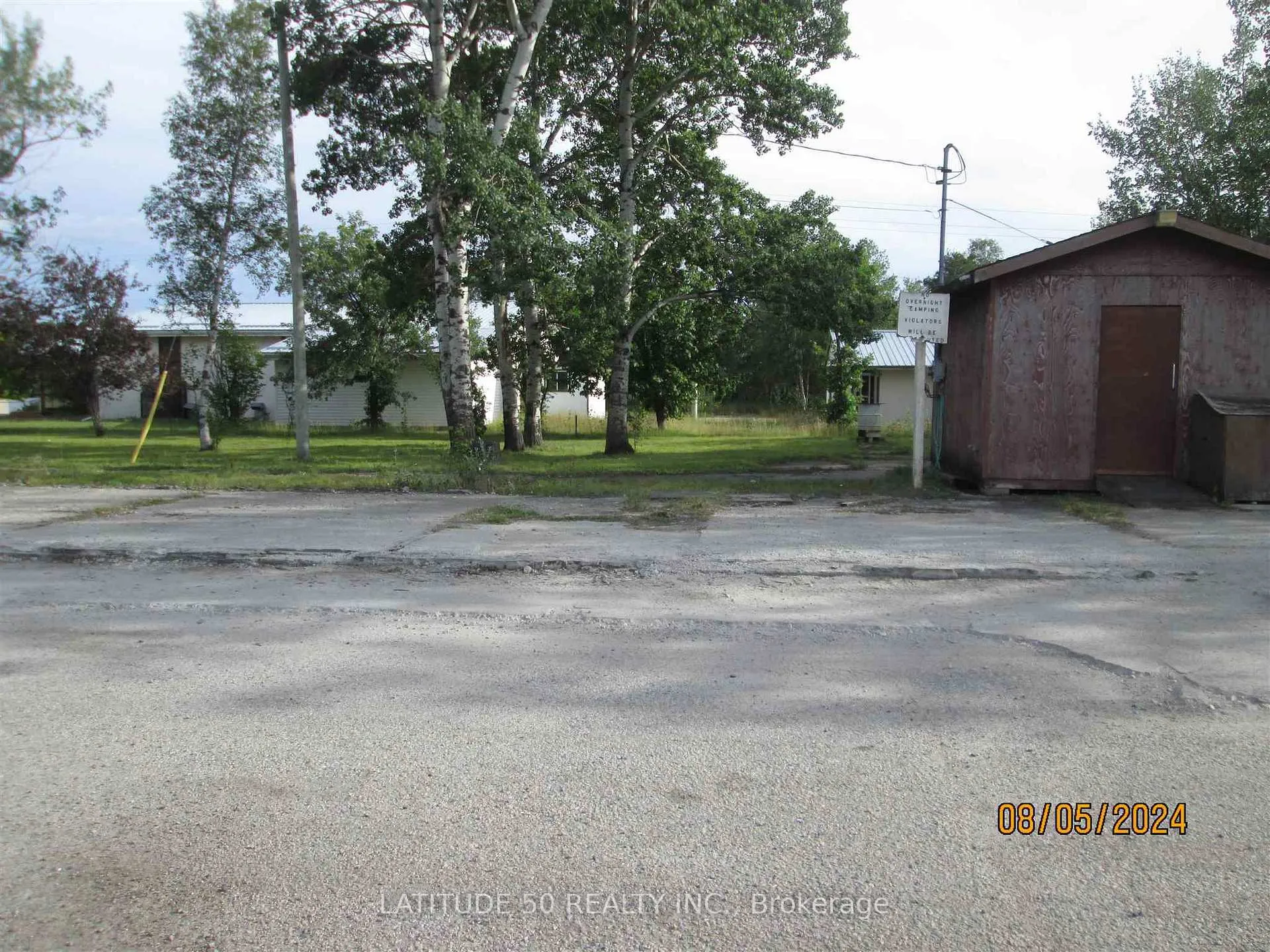 Photo 4 of 406 Main Street, Ignace — HOMEH