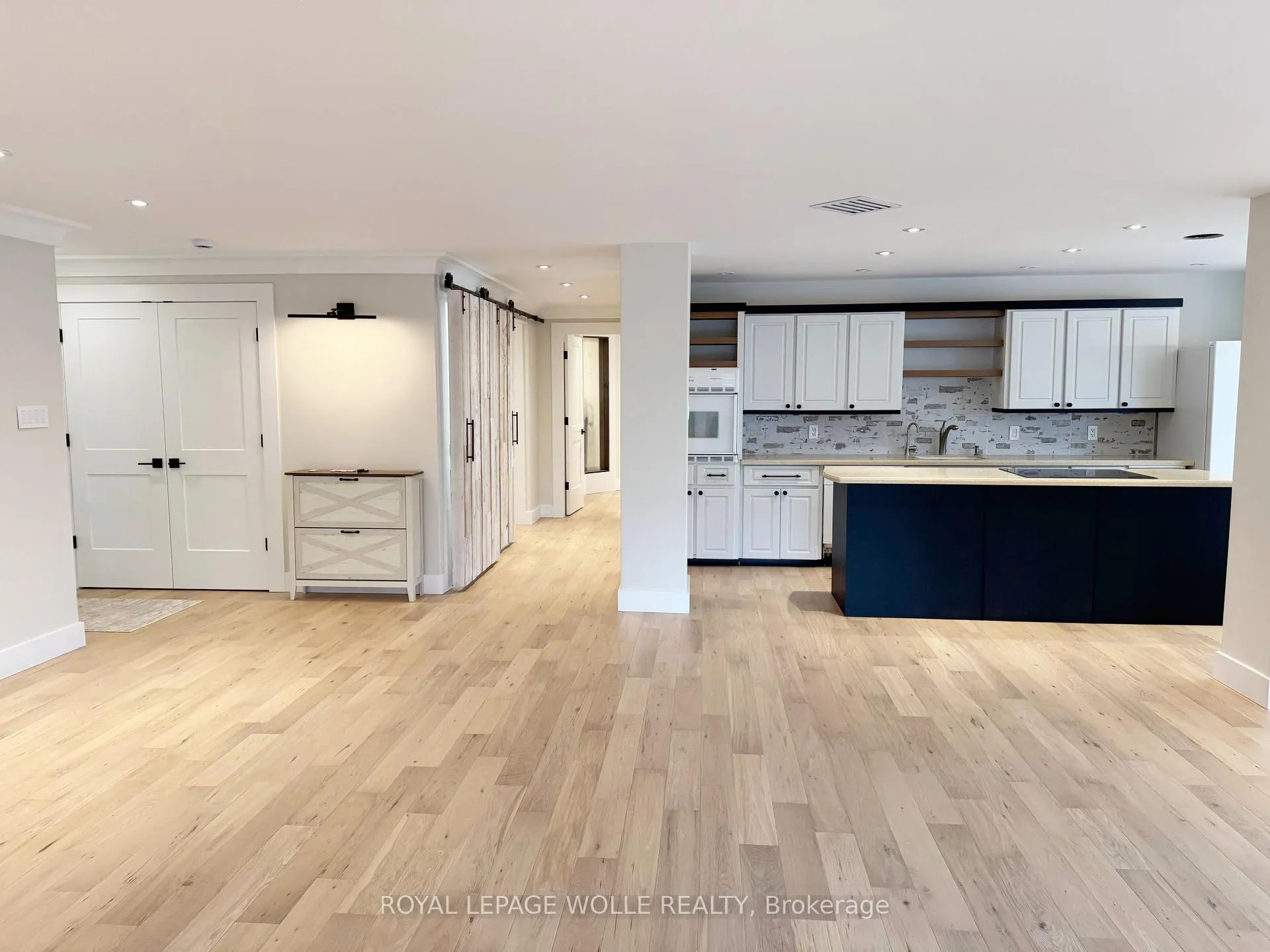 Photo 10 of Unit 52, 50 Blue Springs Drive, Waterloo, Colonial Acres — HOMEH