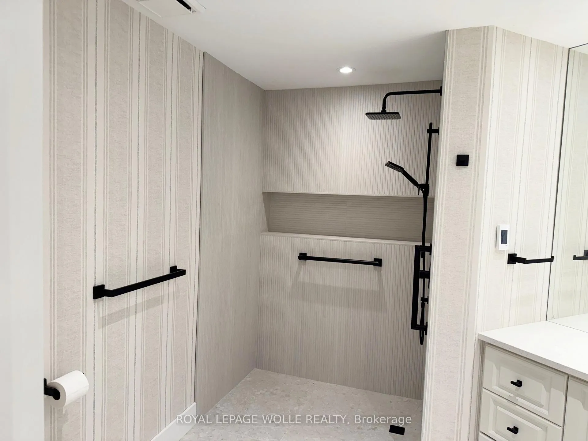 Photo 20 of Unit 52, 50 Blue Springs Drive, Waterloo, Colonial Acres — HOMEH