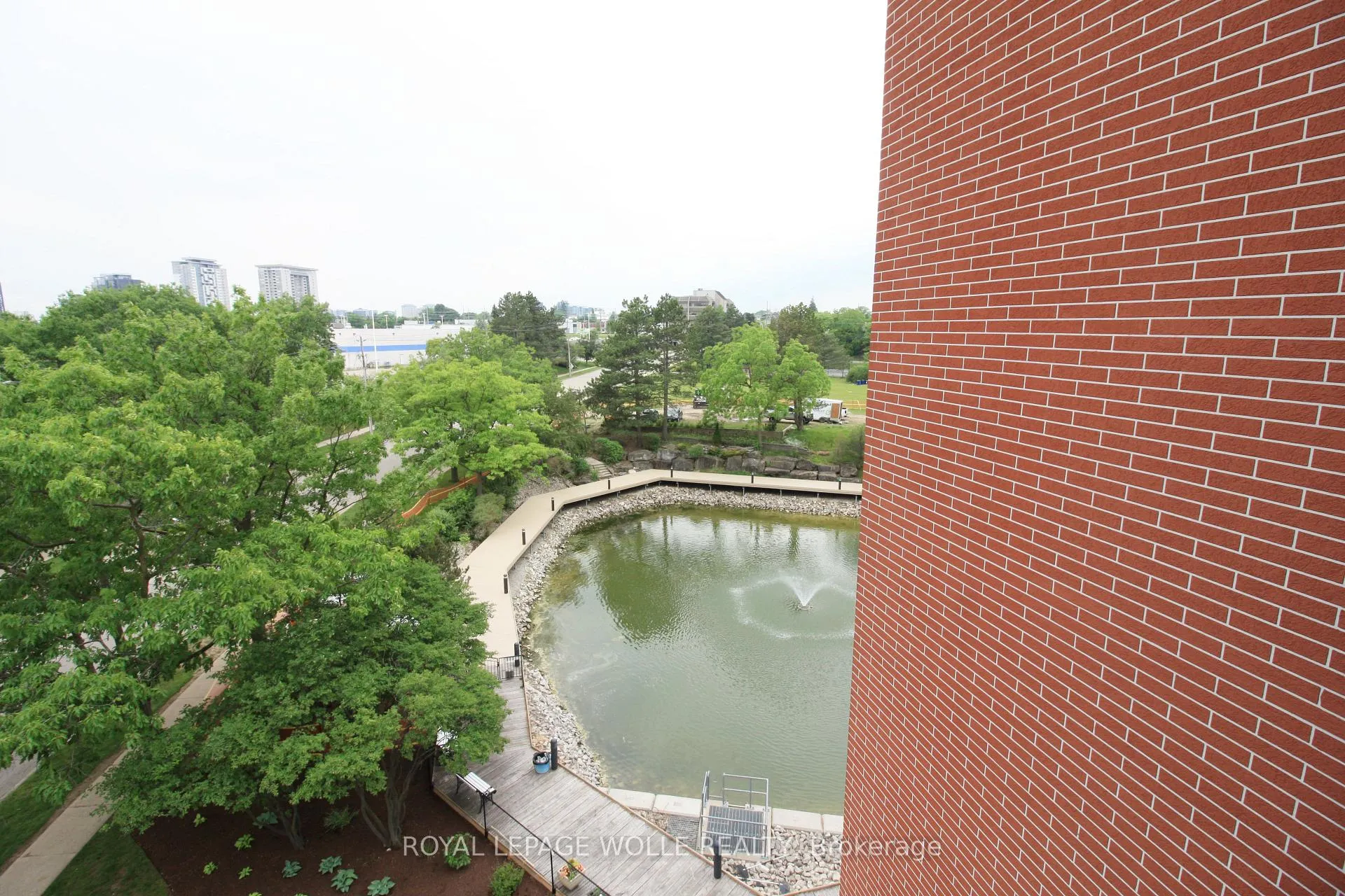 Photo 23 of Unit 52, 50 Blue Springs Drive, Waterloo, Colonial Acres — HOMEH