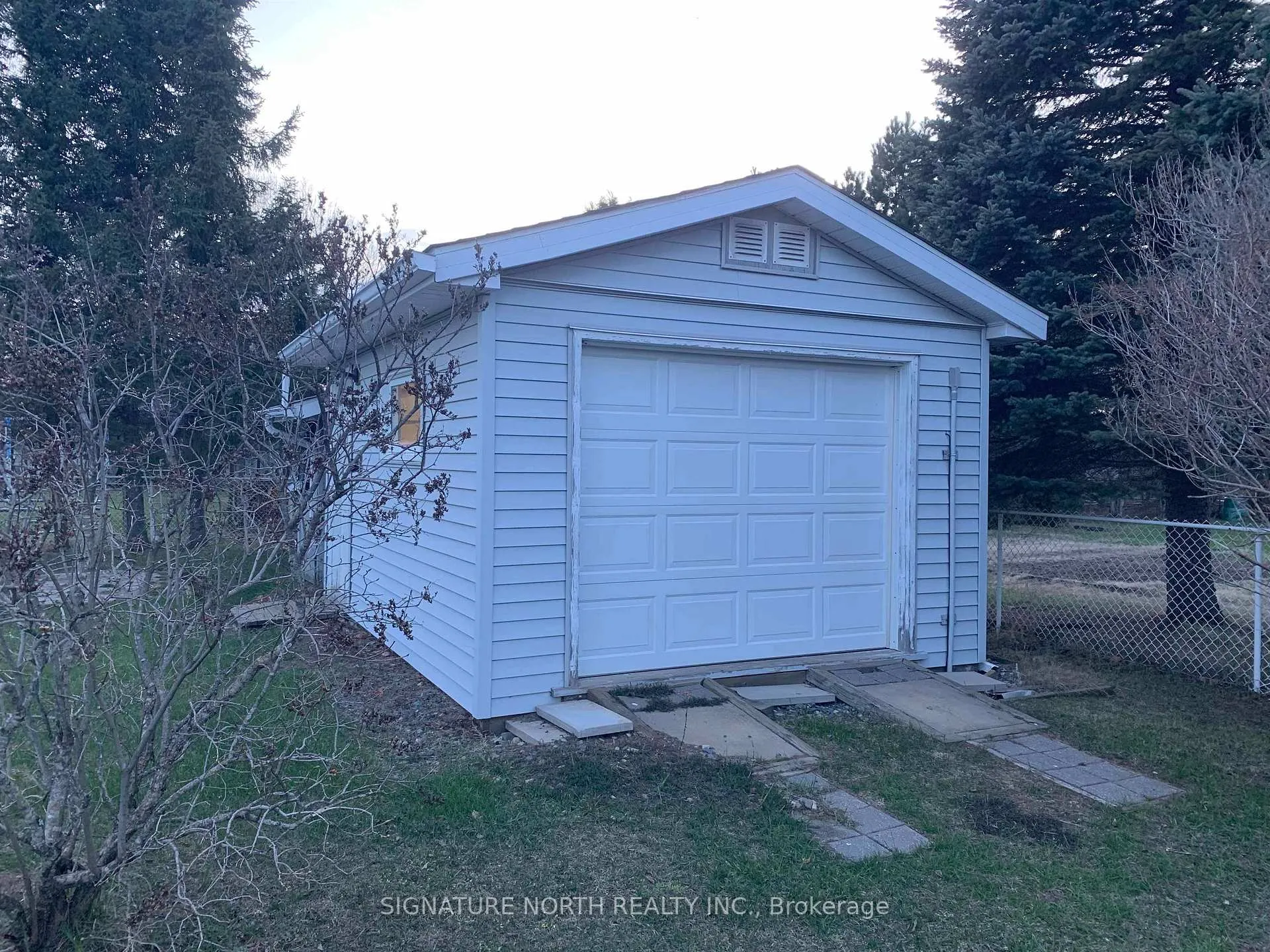 Photo 3 of 3165-20th Side Road, Thunder Bay, Rosslyn Road — HOMEH