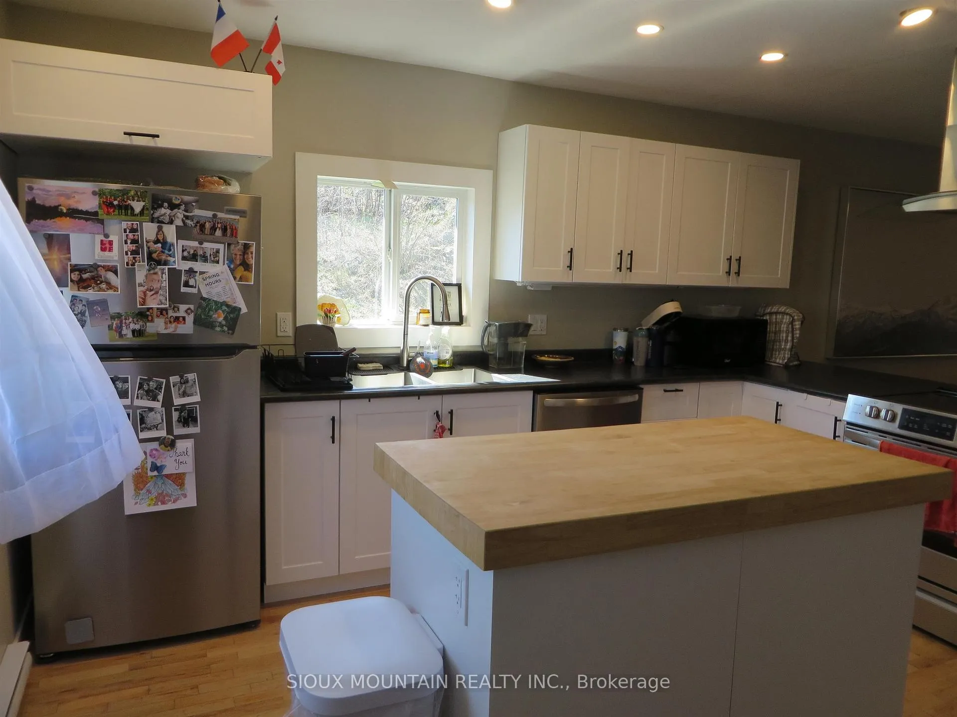 Photo 8 of 77 Prince Street, Sioux Lookout — HOMEH