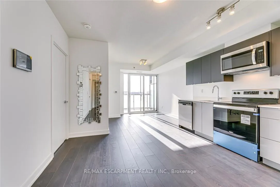 Photo 9 of Unit A305, 3210 Dakota Common, Burlington, Alton — HOMEH