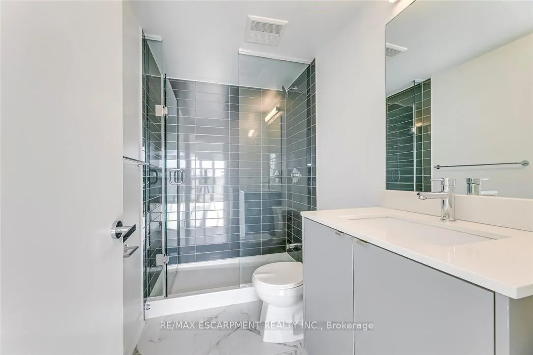 Photo 15 of Unit A305, 3210 Dakota Common, Burlington, Alton — HOMEH