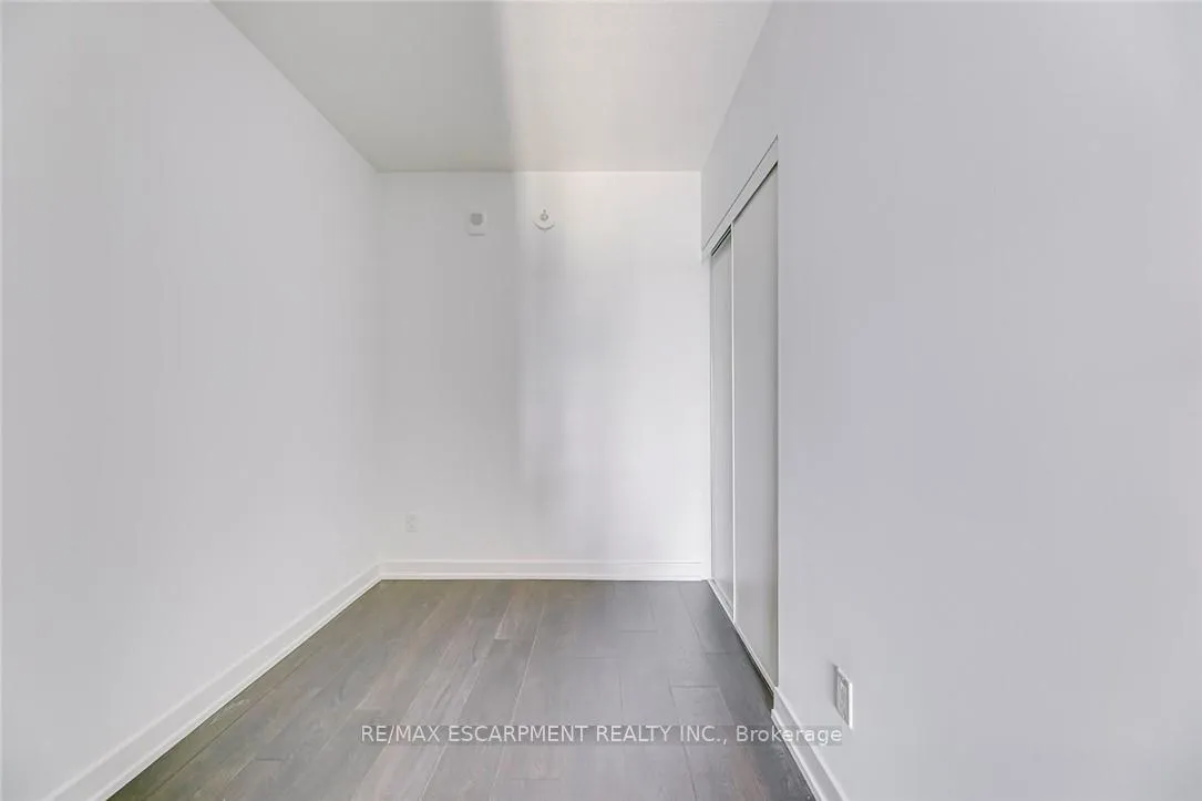 Photo 18 of Unit A305, 3210 Dakota Common, Burlington, Alton — HOMEH