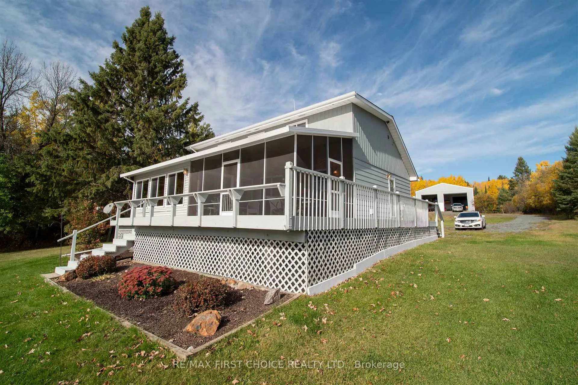Photo of 20 Dubois Road N