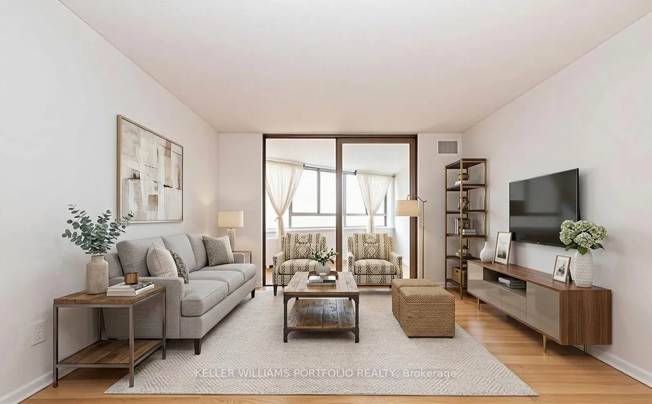 Photo 1 of Unit #1107, 270 Queens Quay W, Toronto, Waterfront Communities — HOMEH