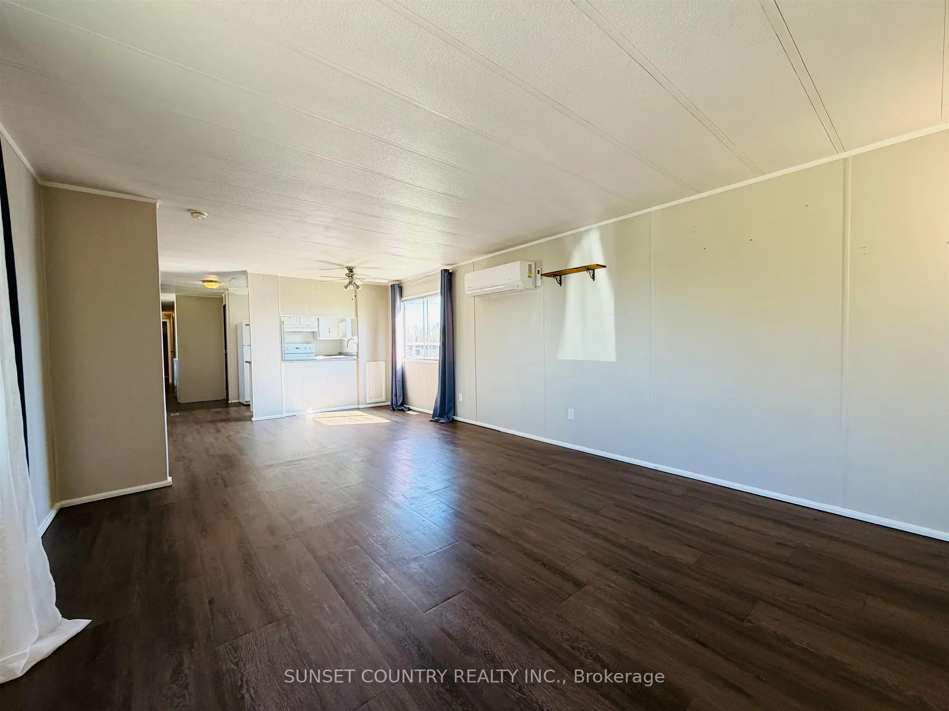 Photo 9 of Unit 2, 27 Minnitaki Road N, Machin — HOMEH