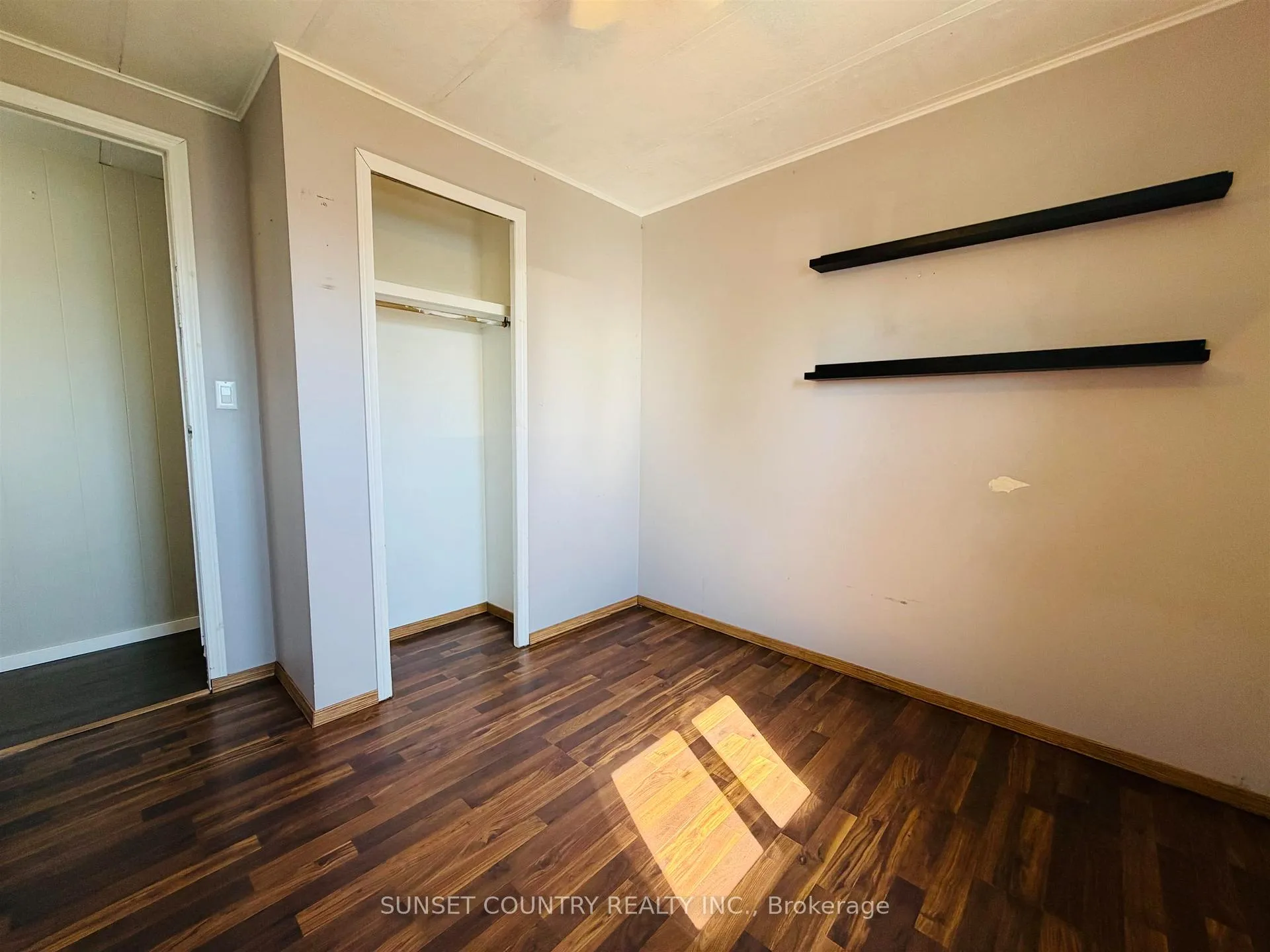 Photo 17 of Unit 2, 27 Minnitaki Road N, Machin — HOMEH