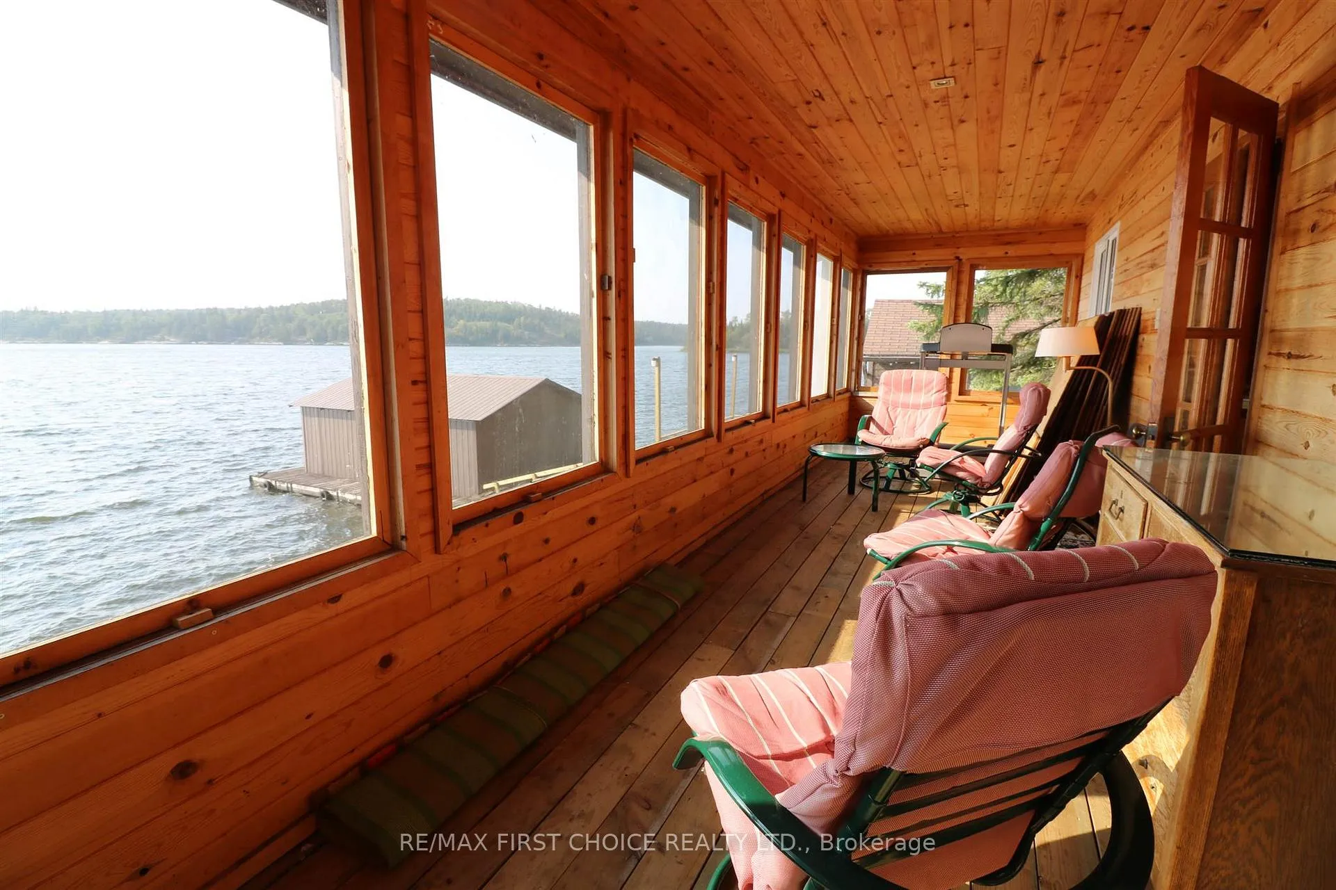 Photo 34 of S986 Winnipeg River, Kenora Remote Area, Minaki-Winnepeg River — HOMEH
