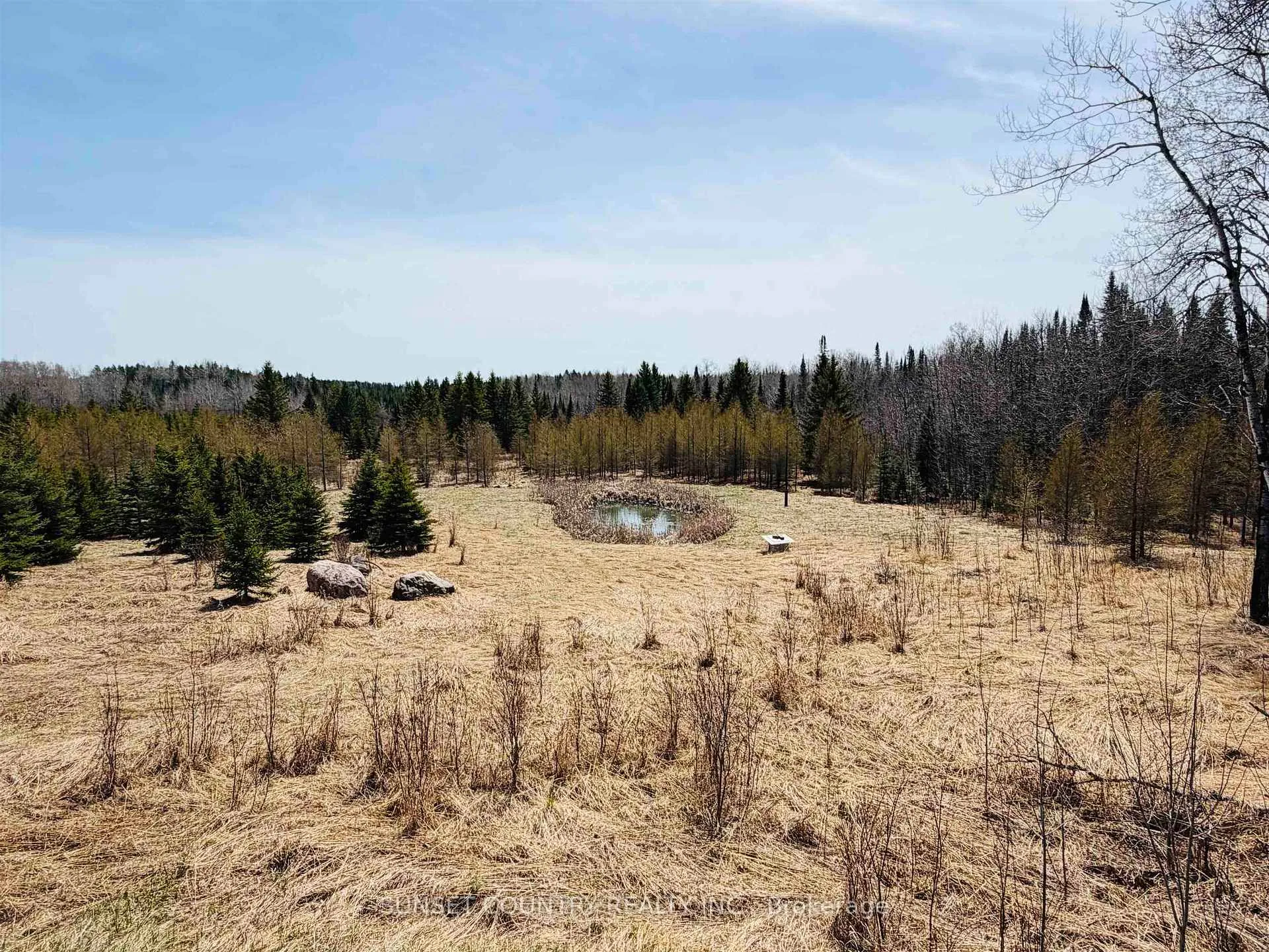 Photo 5 of 14794 17, Dryden, Barclay — HOMEH