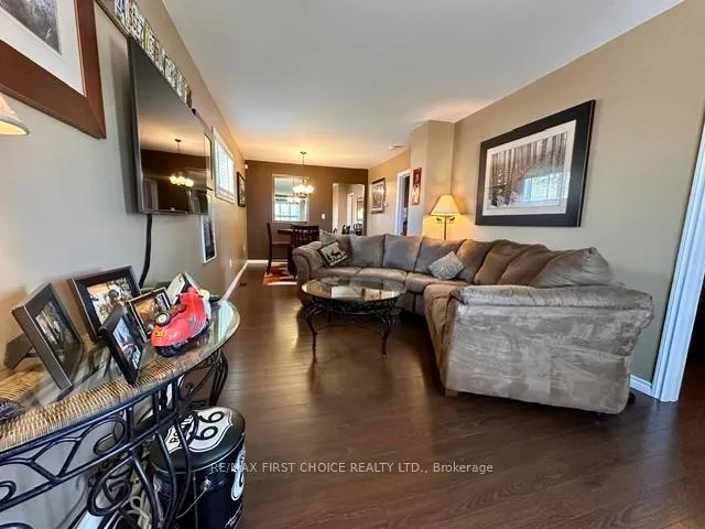 Photo 8 of 45 Kenogami Avenue N, Thunder Bay, College Heights — HOMEH