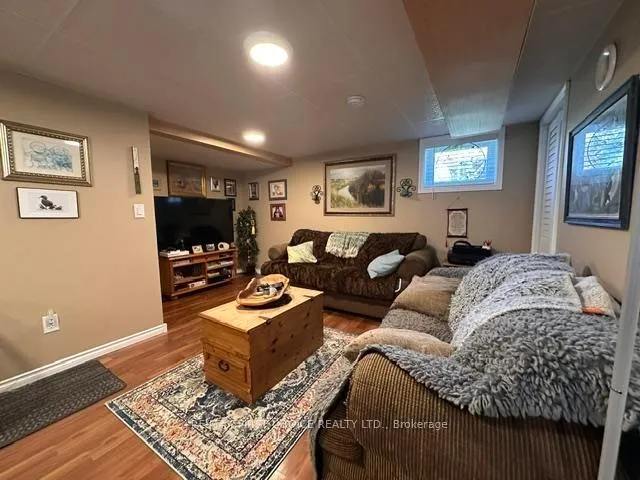 Photo 14 of 45 Kenogami Avenue N, Thunder Bay, College Heights — HOMEH