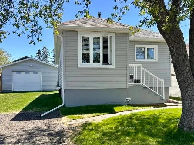 Photo 22 of 45 Kenogami Avenue N, Thunder Bay, College Heights — HOMEH