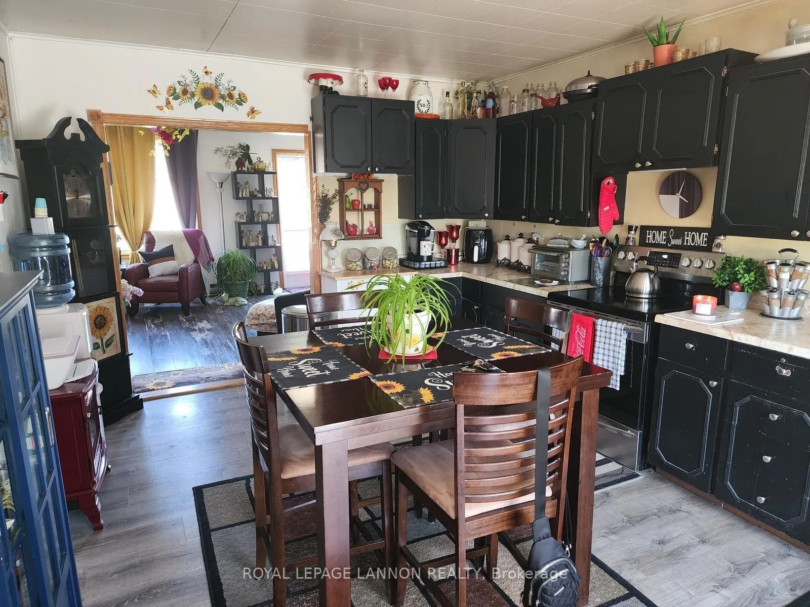 Photo 4 of 314 Mary Street, Schreiber — HOMEH