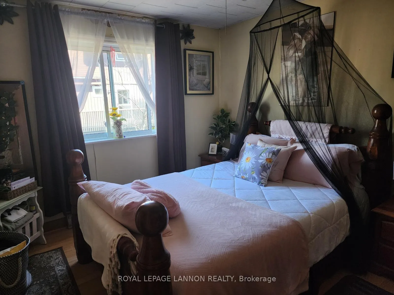 Photo 11 of 314 Mary Street, Schreiber — HOMEH