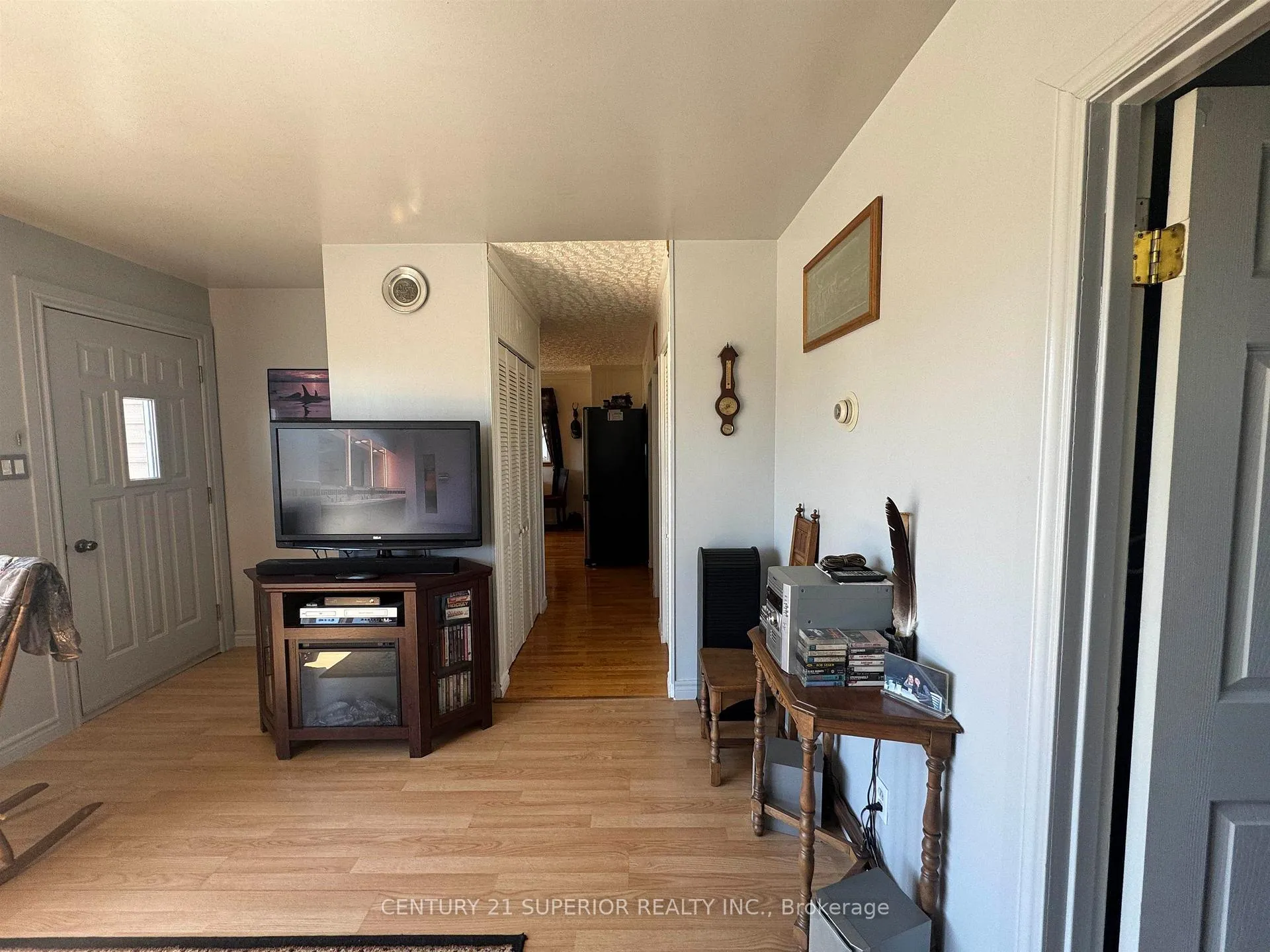 Photo 5 of 3 Falcon Drive, Manitouwadge, TB-73 — HOMEH