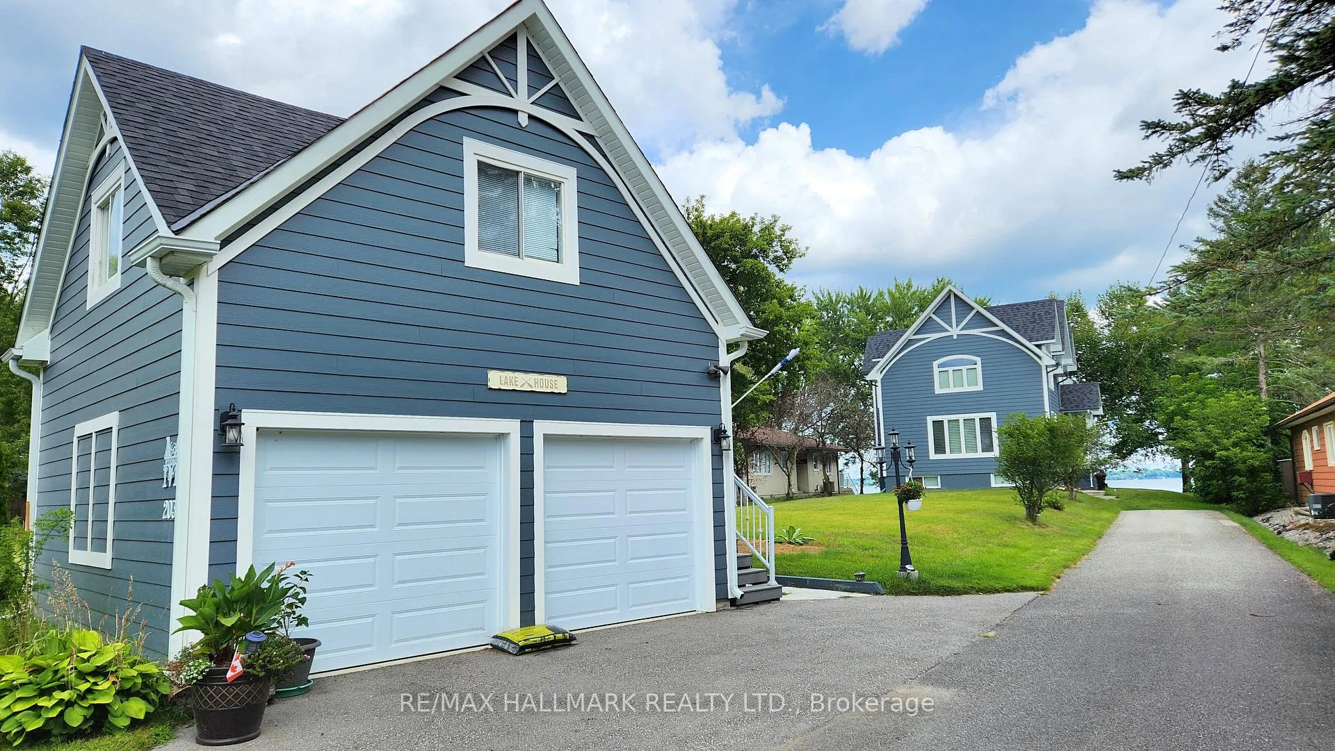 Photo 3 of 203 Bayshore Road, Innisfil, Gilford — HOMEH