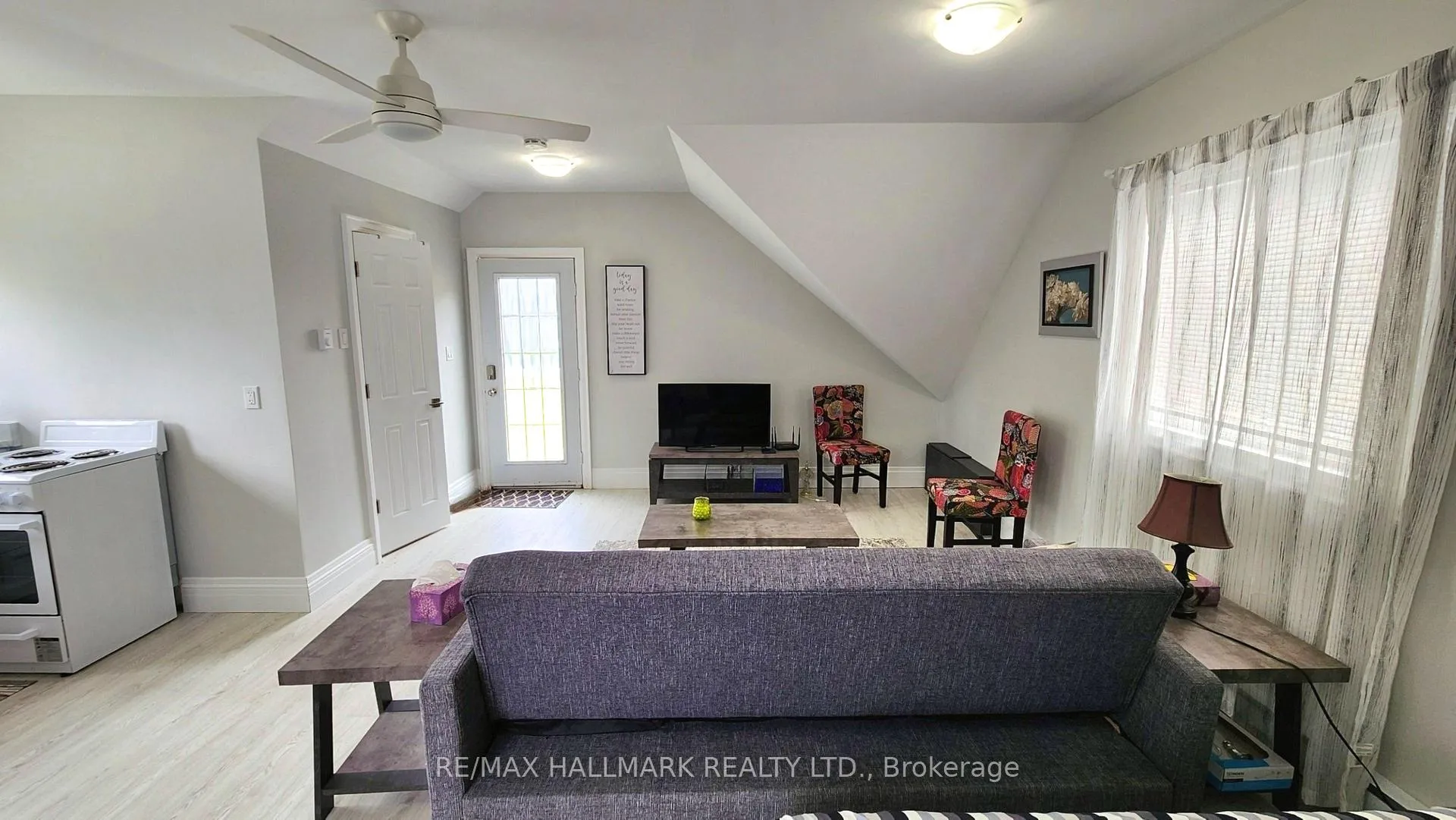 Photo 10 of 203 Bayshore Road, Innisfil, Gilford — HOMEH