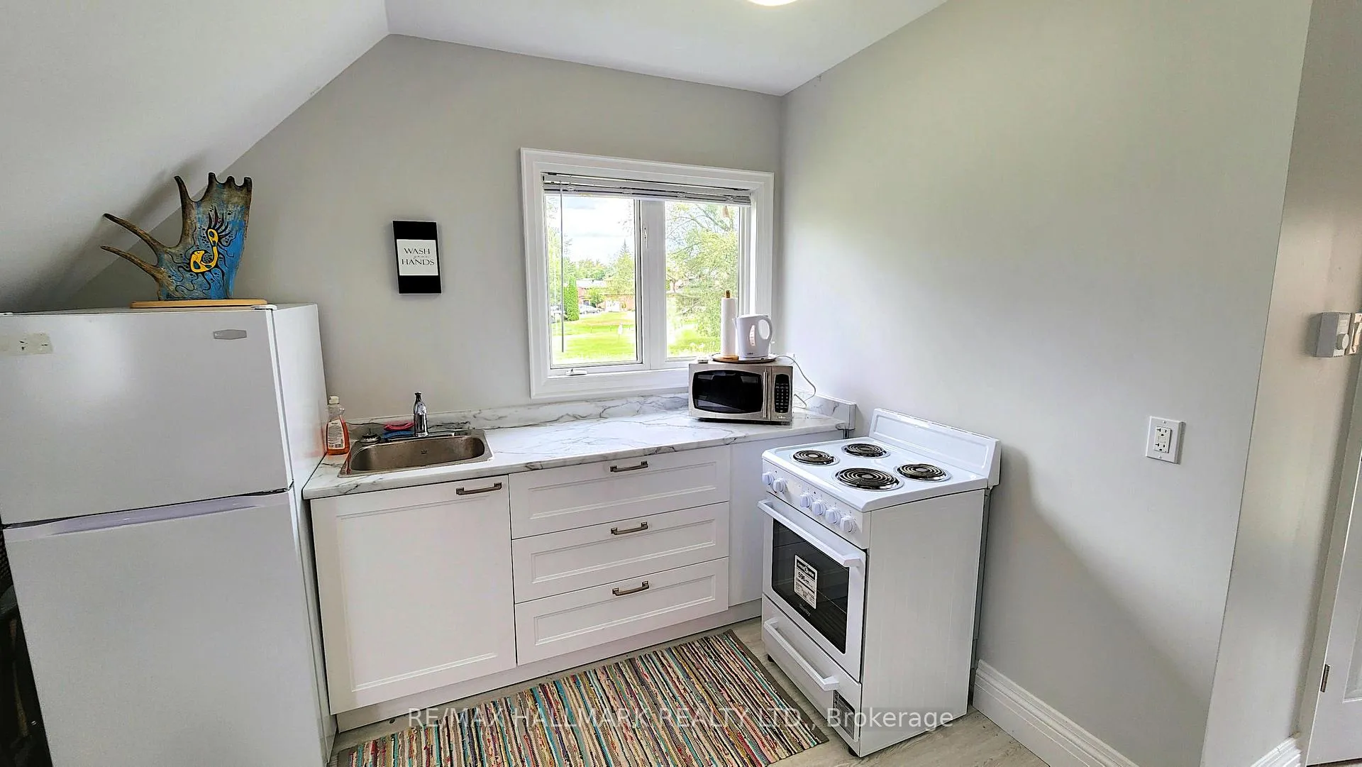 Photo 12 of 203 Bayshore Road, Innisfil, Gilford — HOMEH