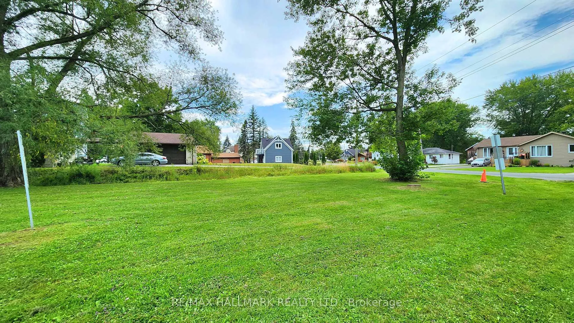 Photo 17 of 203 Bayshore Road, Innisfil, Gilford — HOMEH