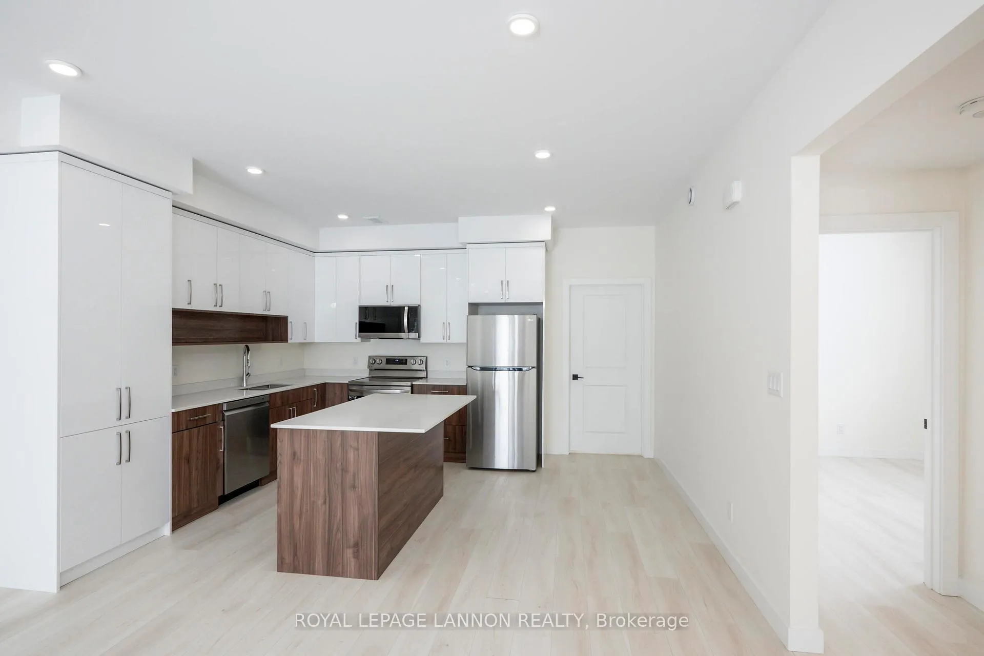 Photo 14 of 401 Empire Avenue, Thunder Bay, Westfort — HOMEH