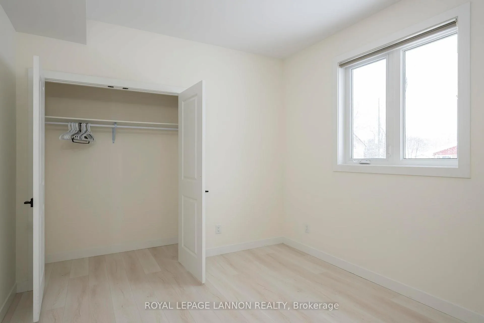 Photo 17 of 401 Empire Avenue, Thunder Bay, Westfort — HOMEH