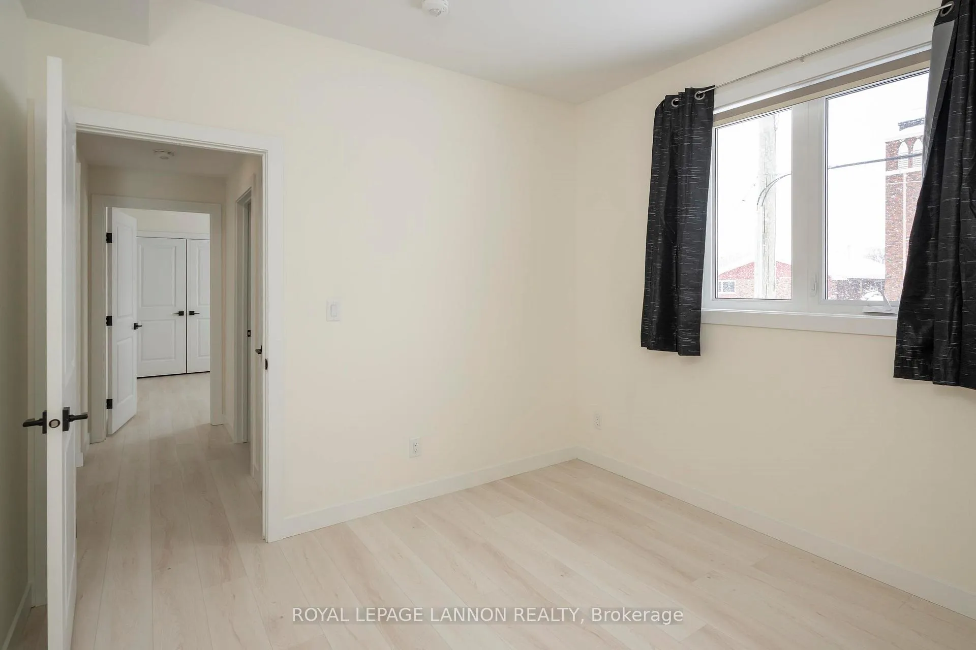 Photo 20 of 401 Empire Avenue, Thunder Bay, Westfort — HOMEH