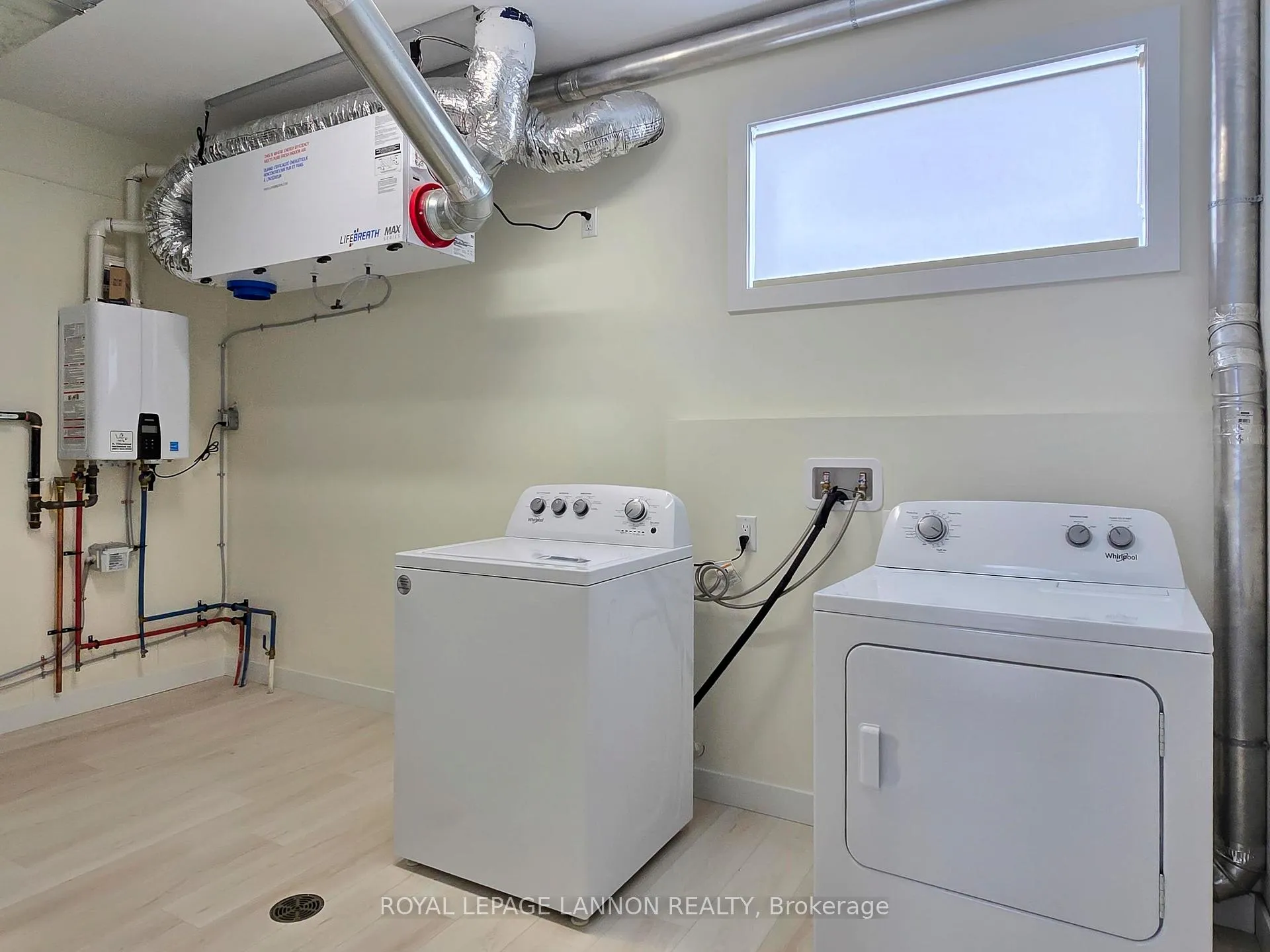 Photo 30 of 401 Empire Avenue, Thunder Bay, Westfort — HOMEH