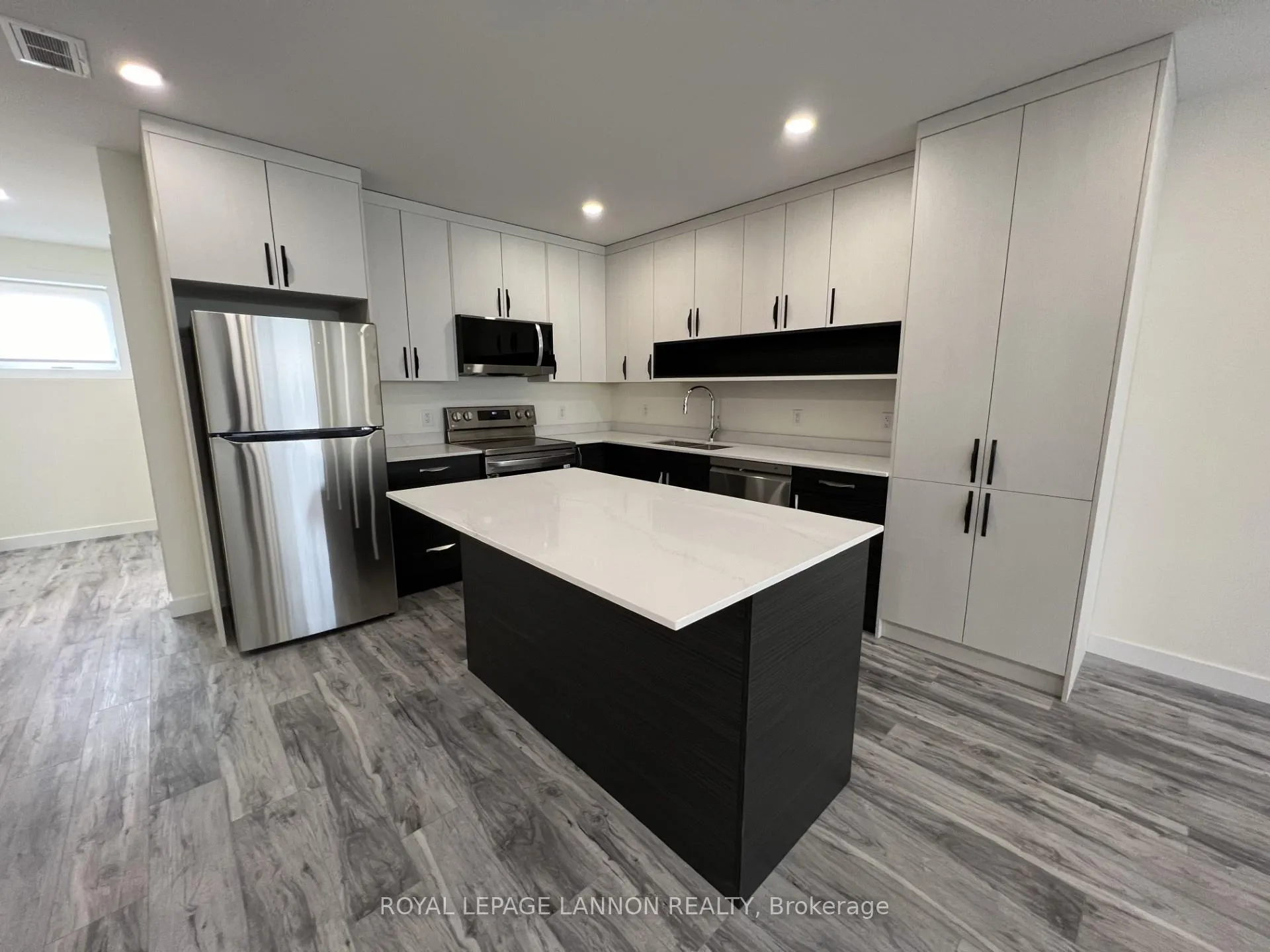 Photo 37 of 401 Empire Avenue, Thunder Bay, Westfort — HOMEH