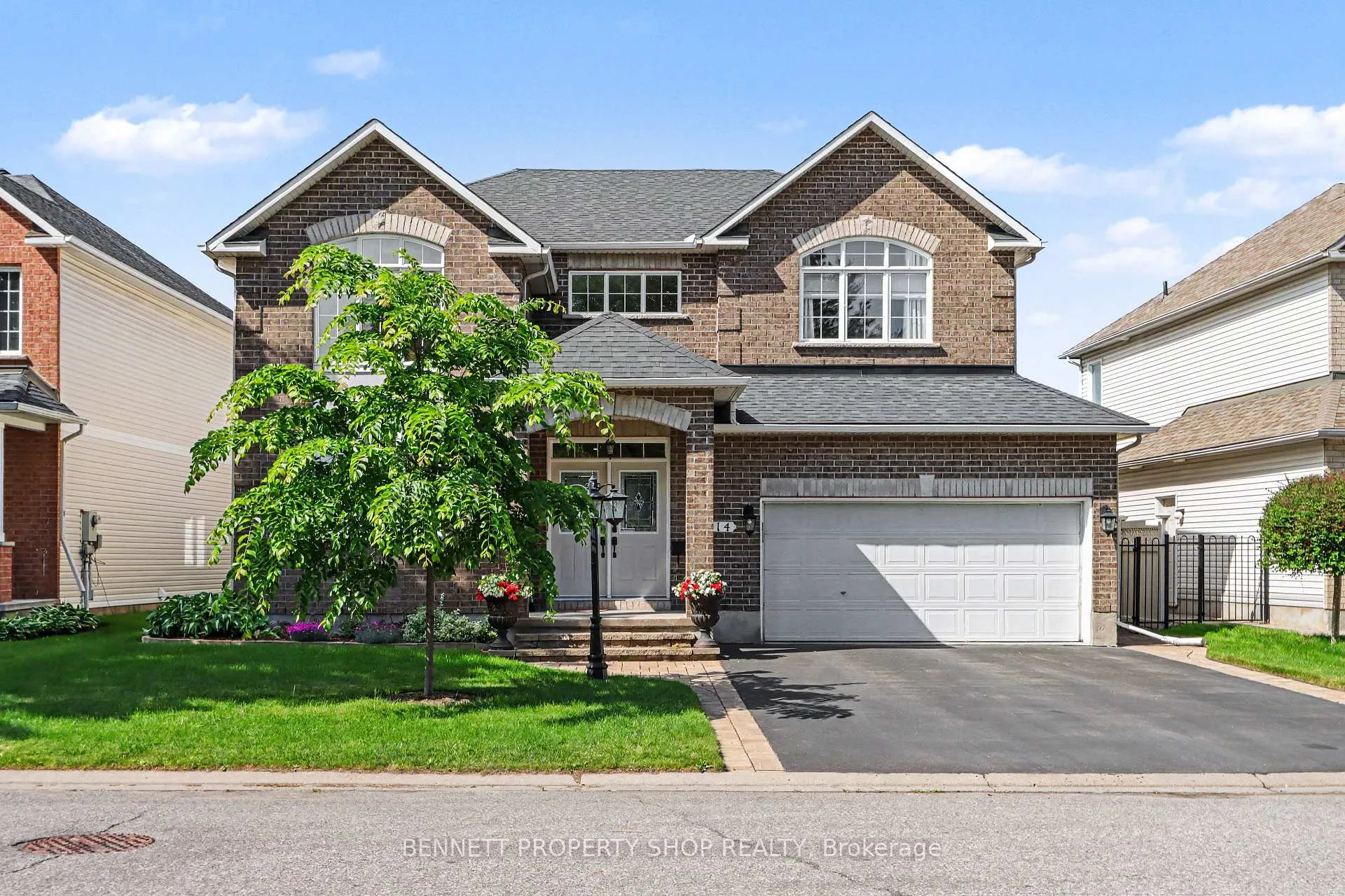 Photo 1 of 14 Sachs Forest Place, Ottawa, Barrhaven East — HOMEH