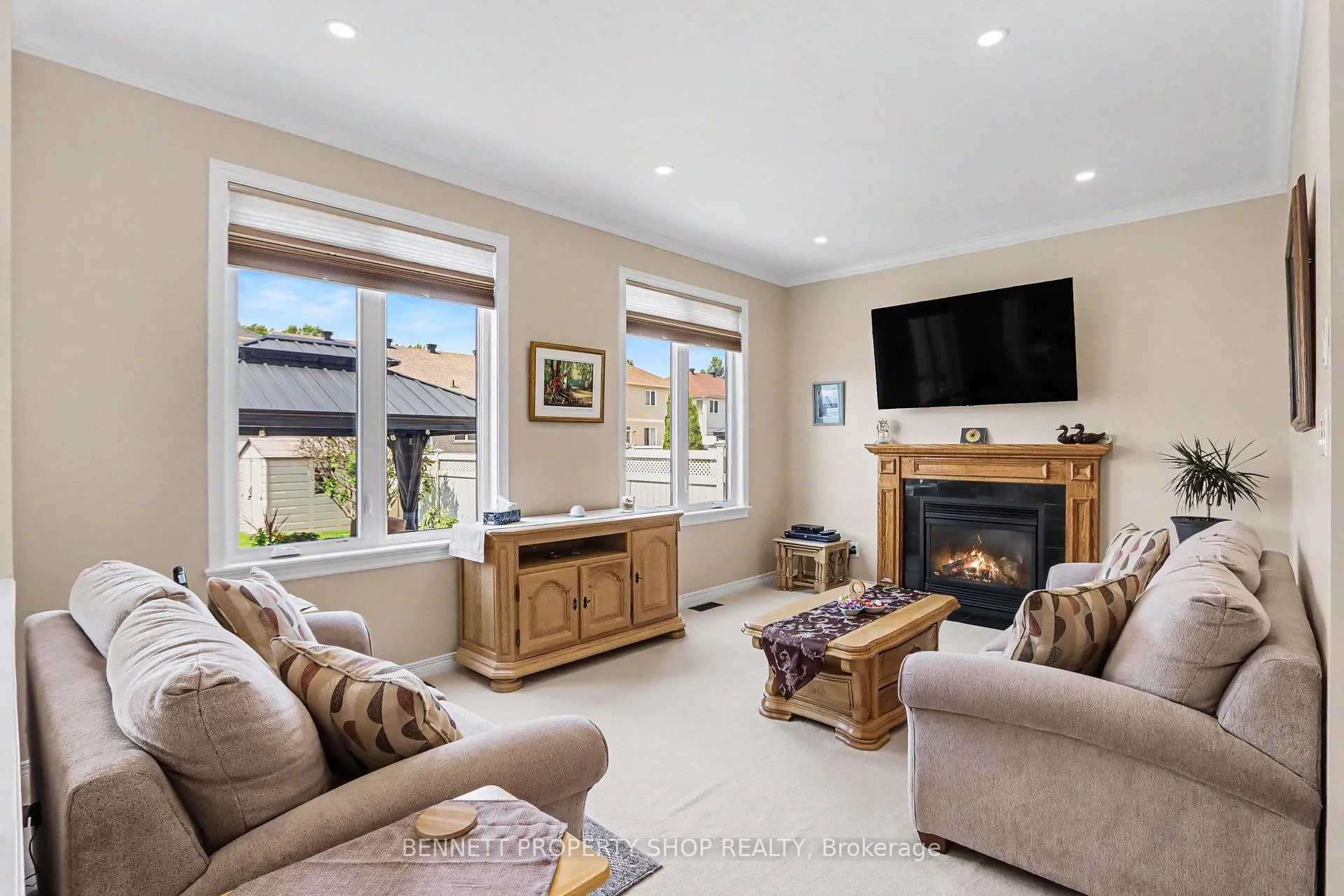 Photo 6 of 14 Sachs Forest Place, Ottawa, Barrhaven East — HOMEH