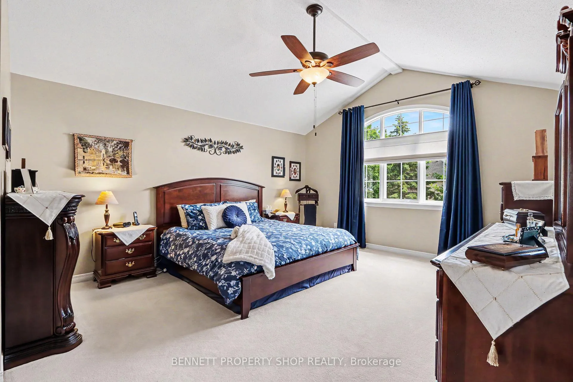 Photo 13 of 14 Sachs Forest Place, Ottawa, Barrhaven East — HOMEH