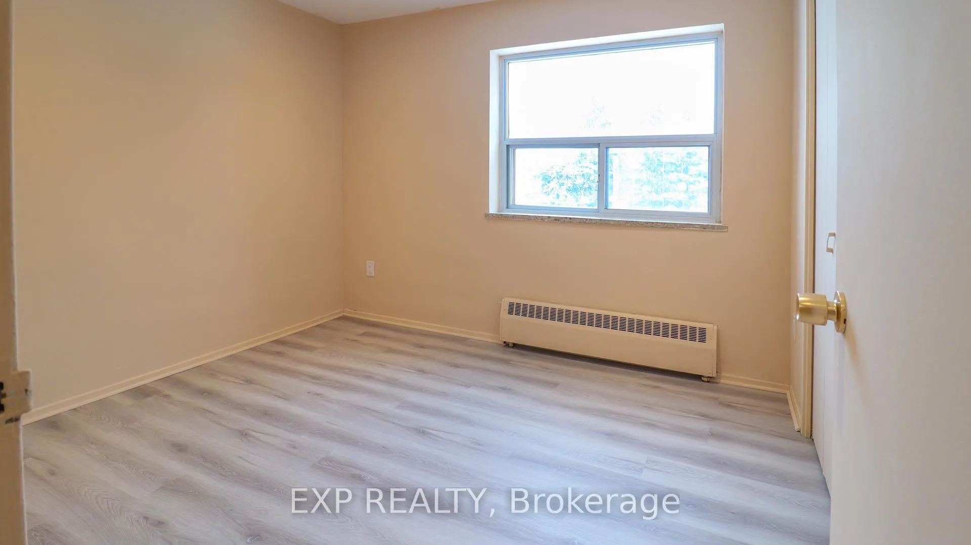 Photo 7 of Unit 207, 84 Second Street, Orangeville — HOMEH