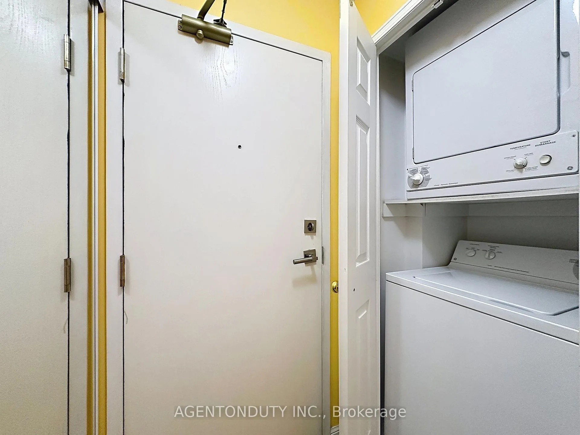 Photo 35 of Unit 613, 109 Front Street E, Toronto, Moss Park — HOMEH