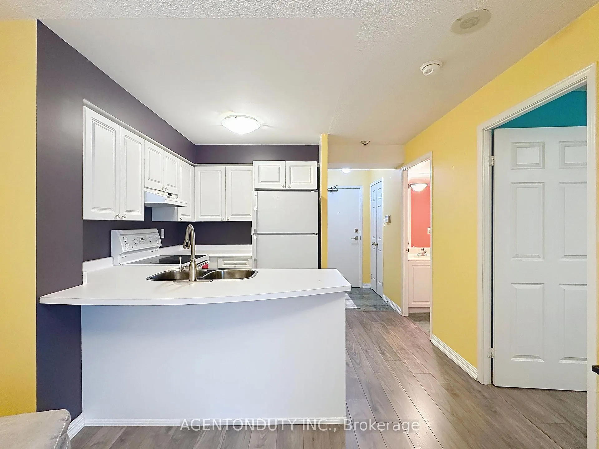 Photo 42 of Unit 613, 109 Front Street E, Toronto, Moss Park — HOMEH