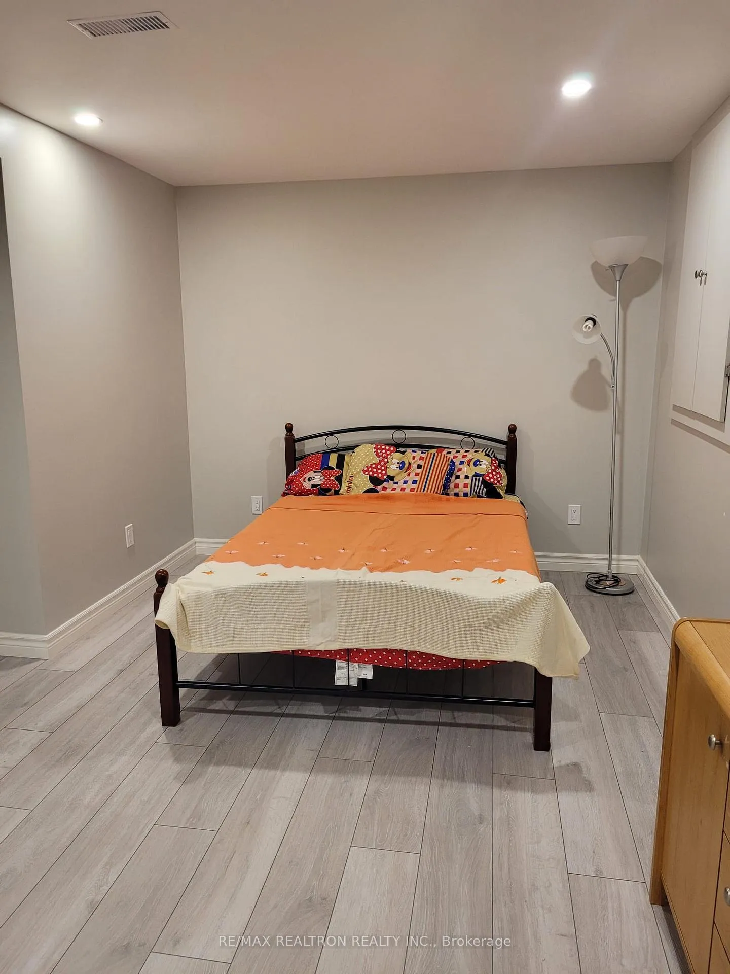Photo 3 of Unit Bsmt B, 7 Billingham Heights, Aurora, Bayview Wellington — HOMEH