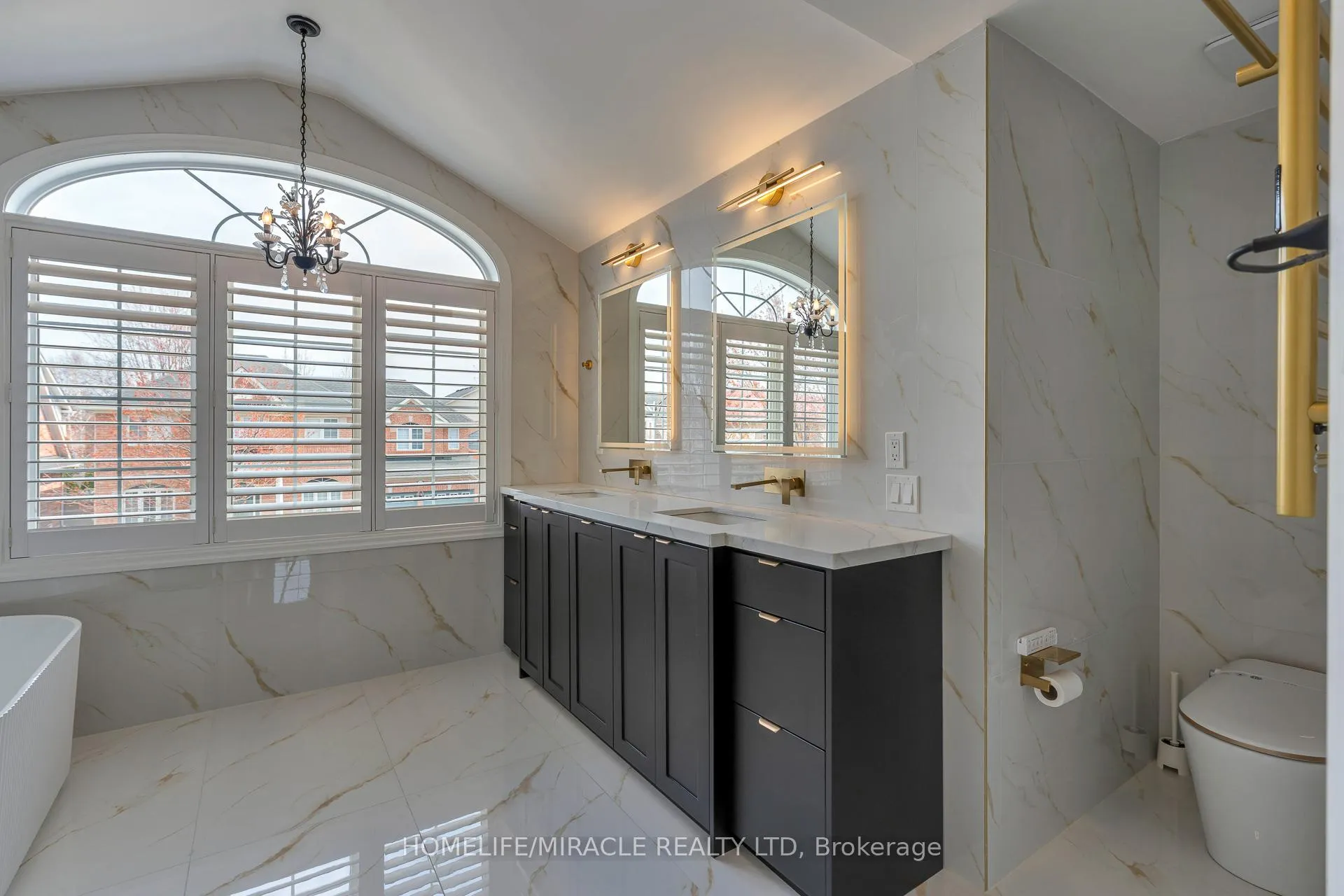 Photo 20 of 2299 Glazebrook Circle, Oakville, Westmount — HOMEH