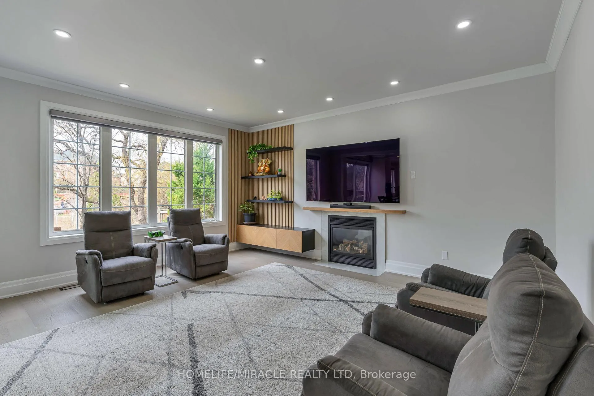 Photo 25 of 2299 Glazebrook Circle, Oakville, Westmount — HOMEH