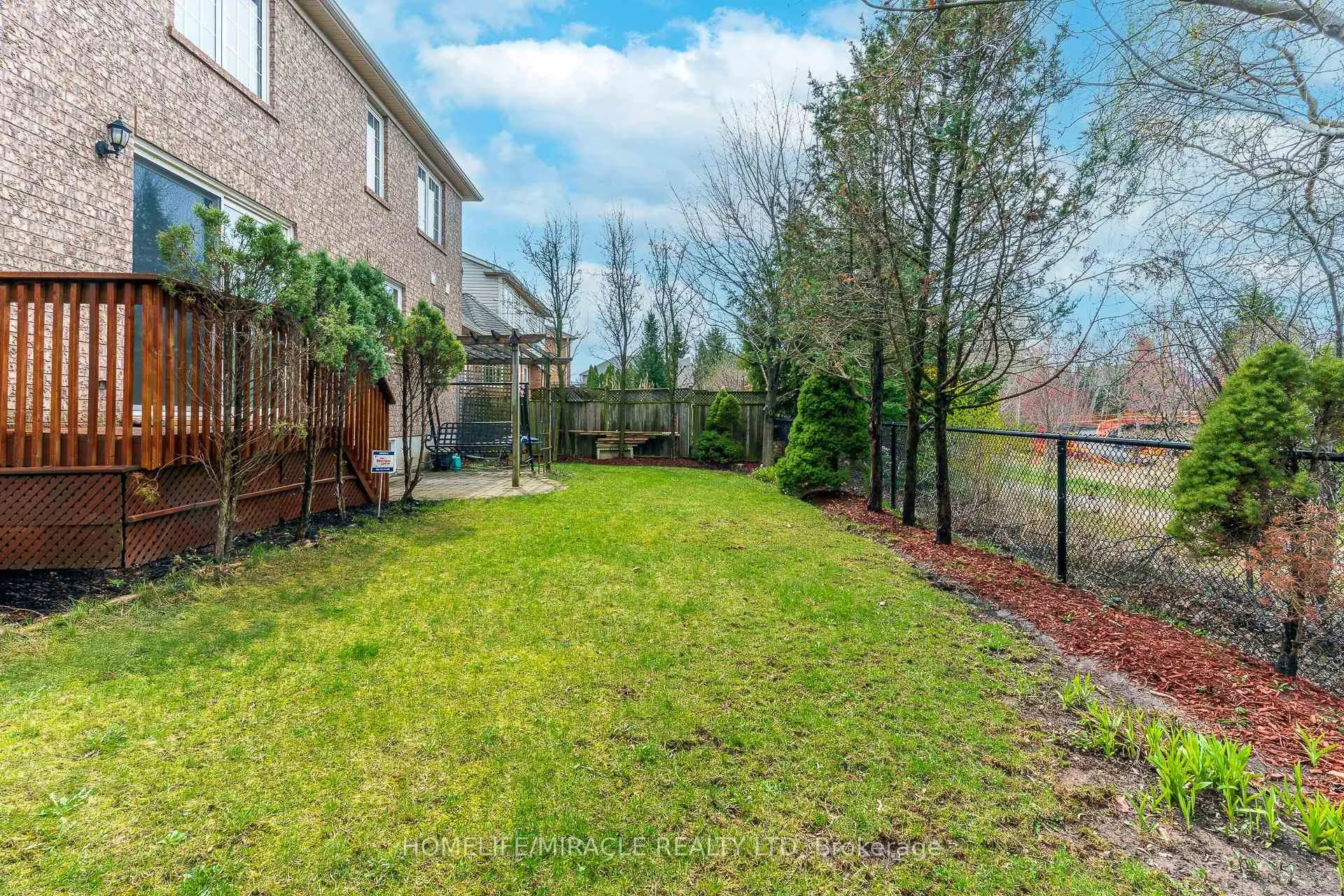 Photo 49 of 2299 Glazebrook Circle, Oakville, Westmount — HOMEH