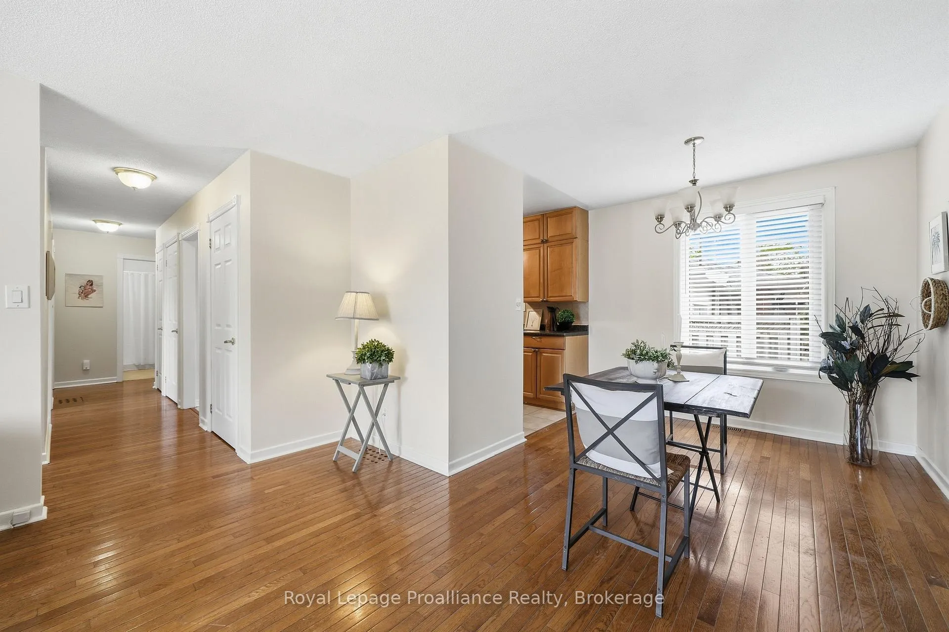 Photo 5 of 31 Downes Avenue, Prince Edward County, Picton Ward — HOMEH