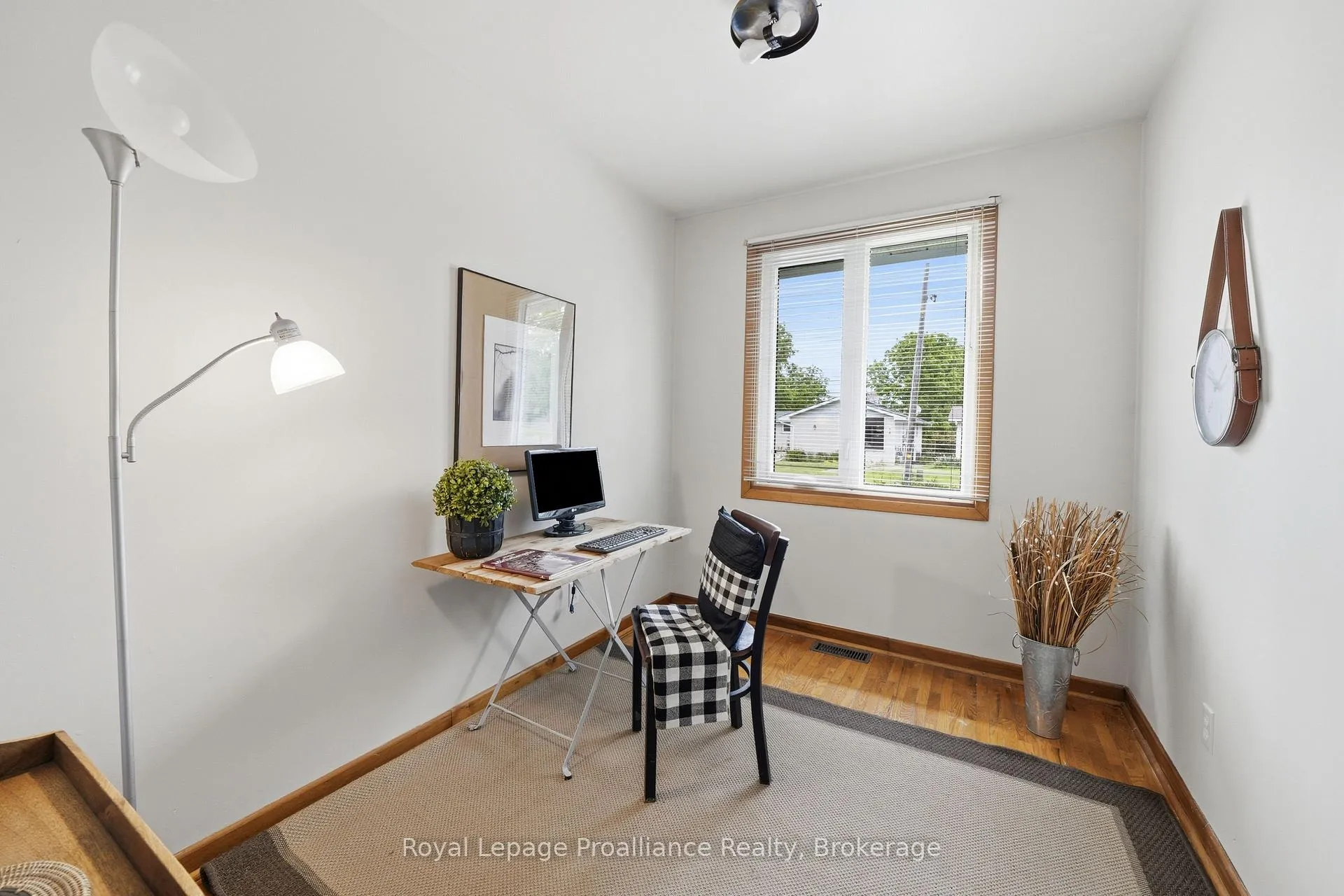 Photo 8 of 31 Downes Avenue, Prince Edward County, Picton Ward — HOMEH