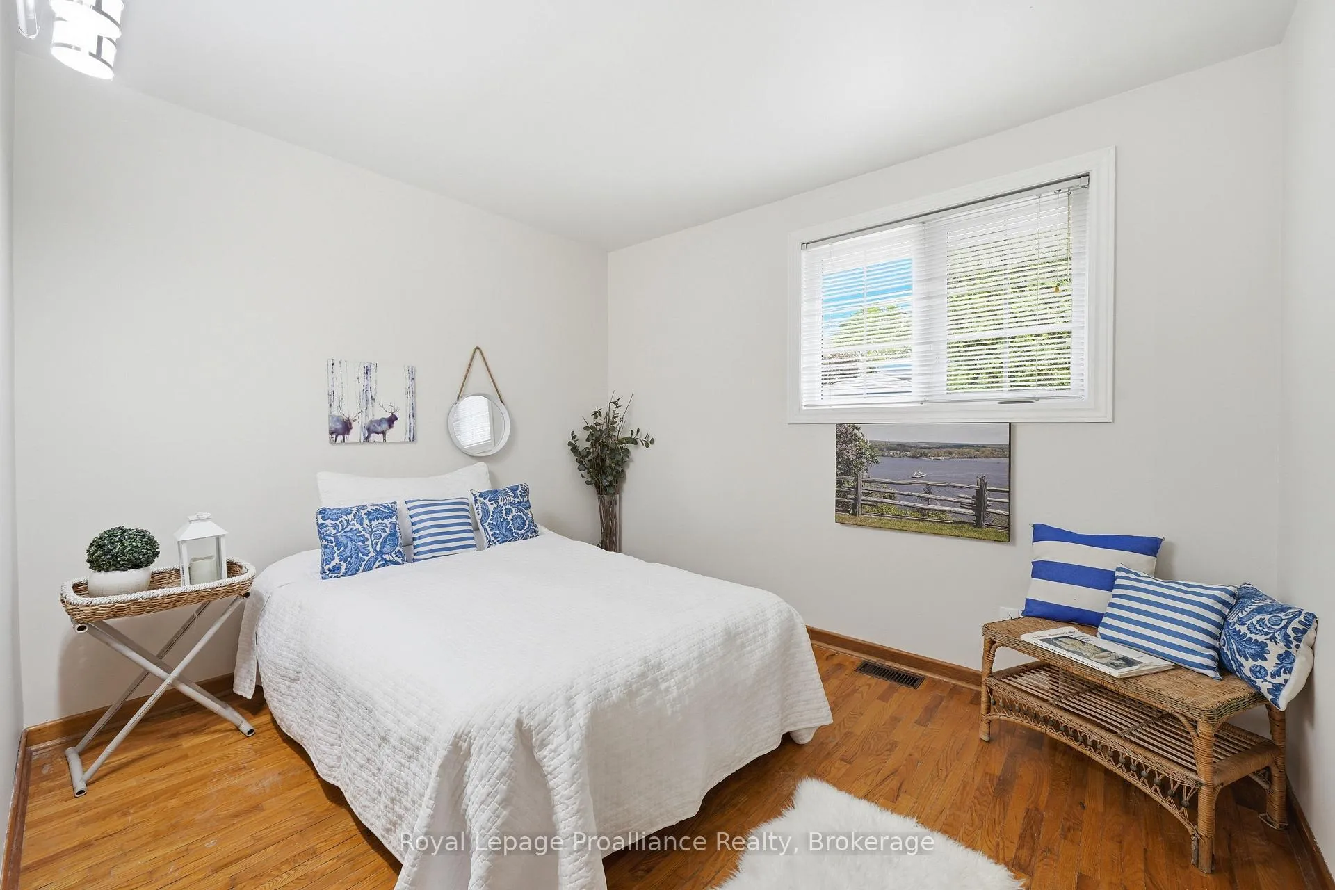 Photo 12 of 31 Downes Avenue, Prince Edward County, Picton Ward — HOMEH