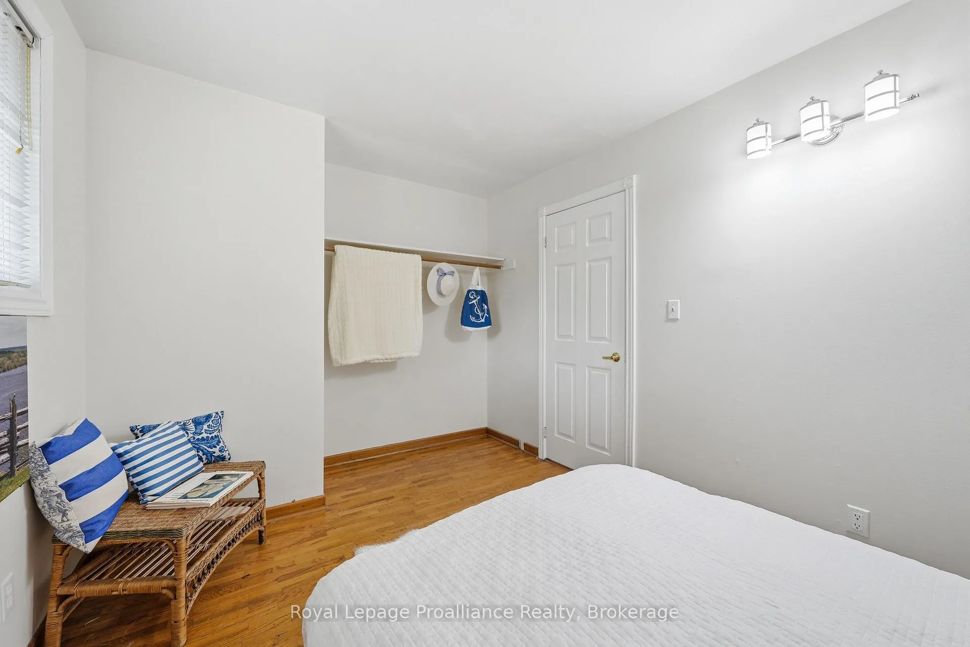 Photo 13 of 31 Downes Avenue, Prince Edward County, Picton Ward — HOMEH